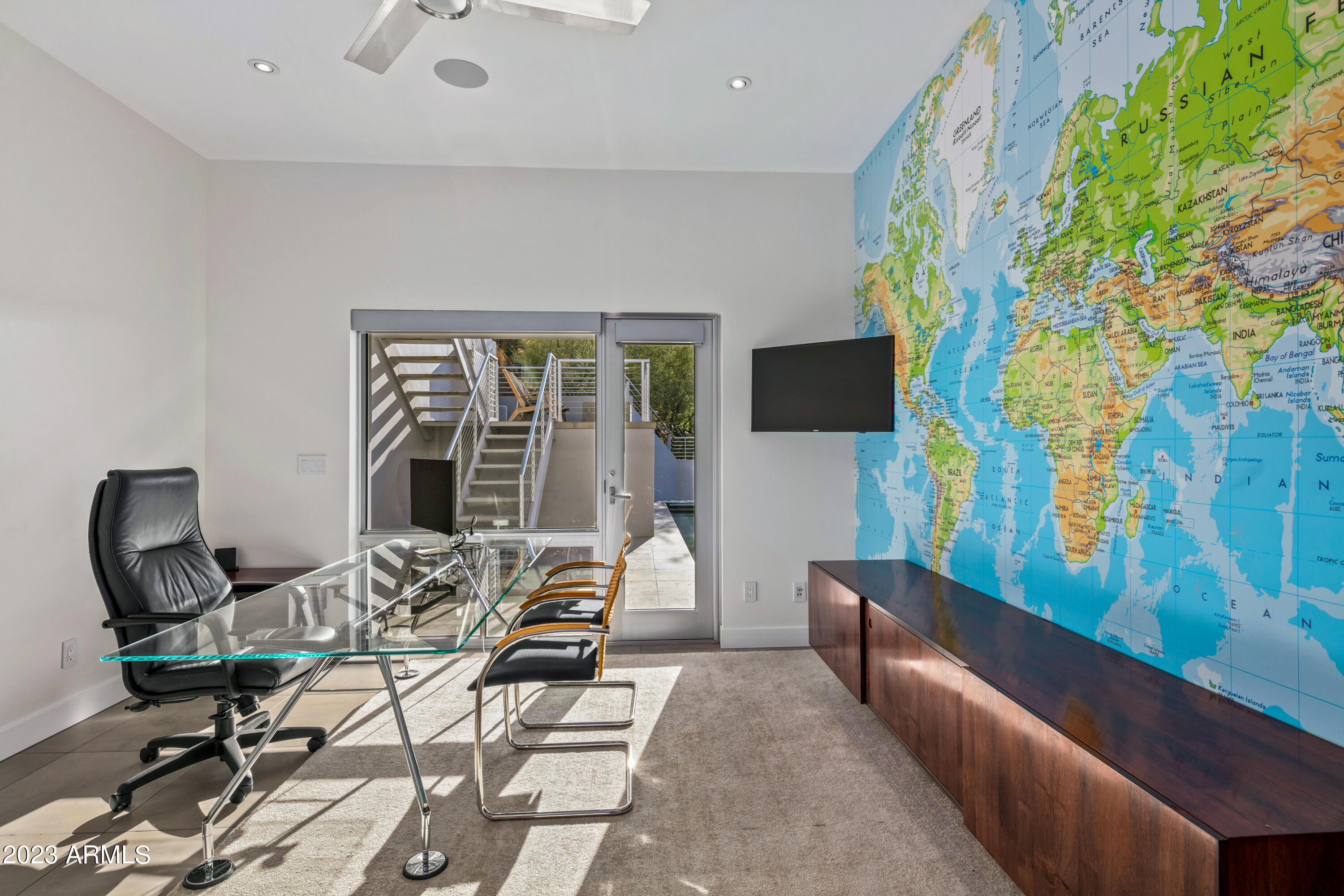 STONE CANYON EAST - Residential