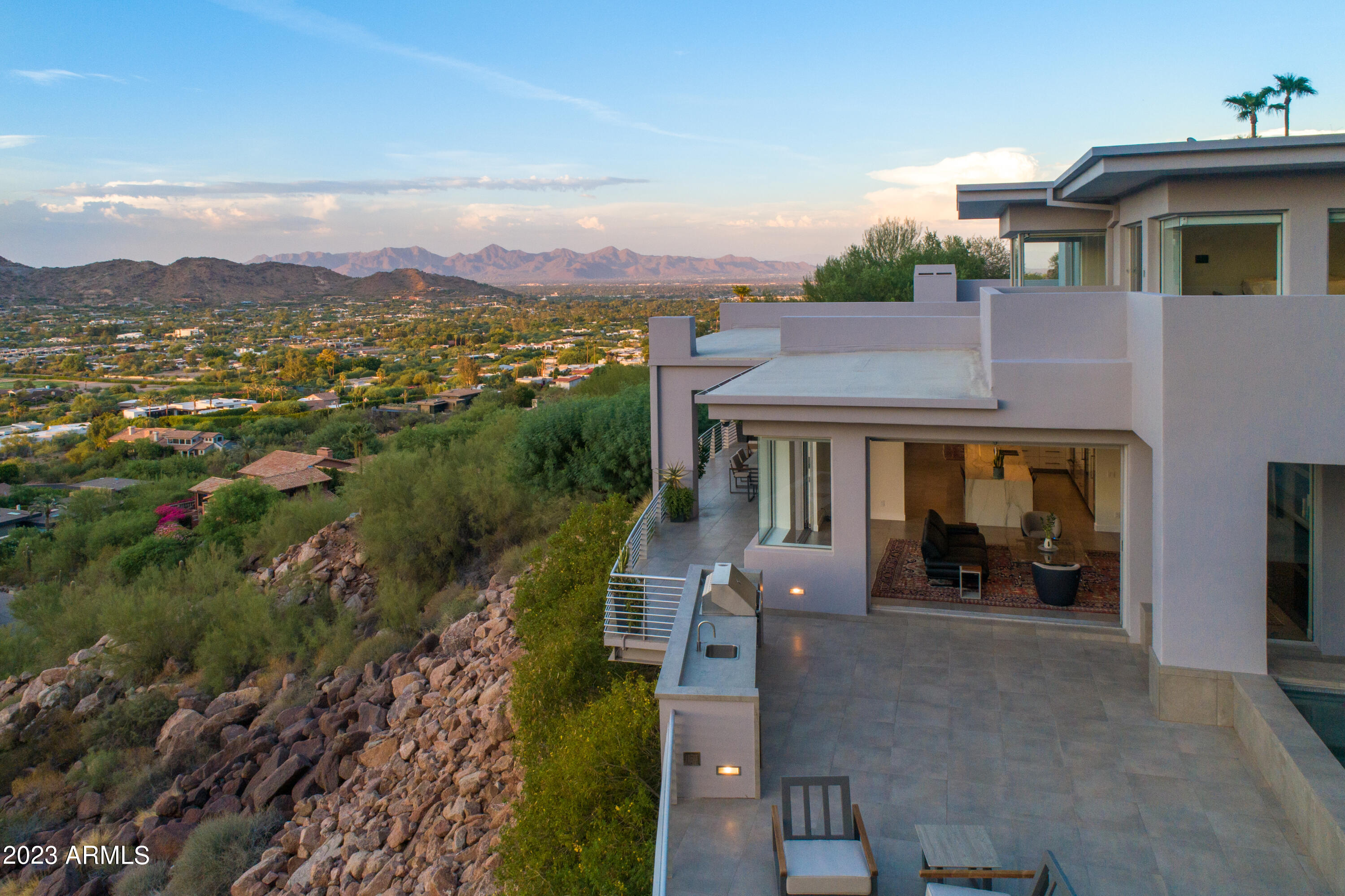 STONE CANYON EAST - Residential