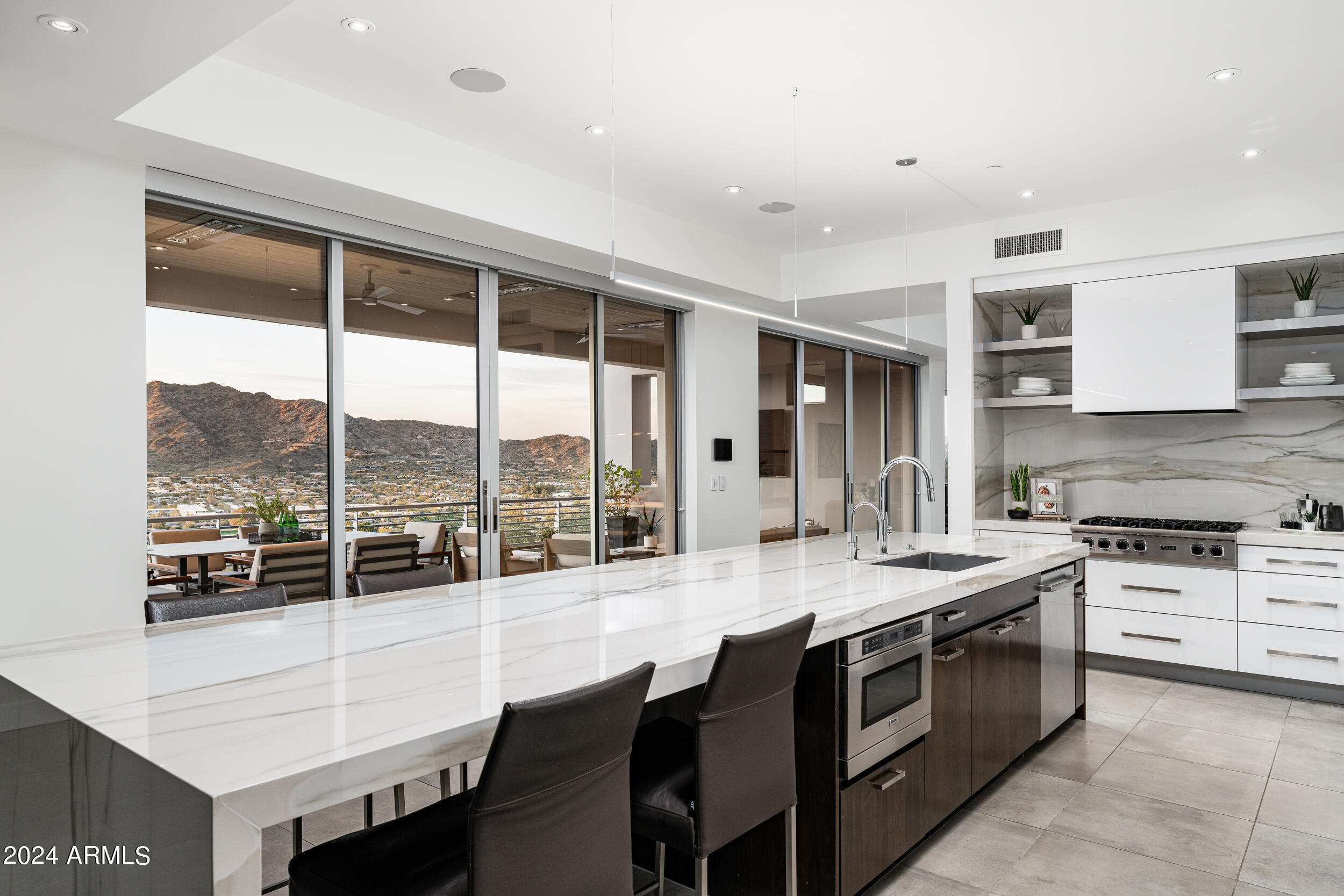 STONE CANYON EAST - Residential