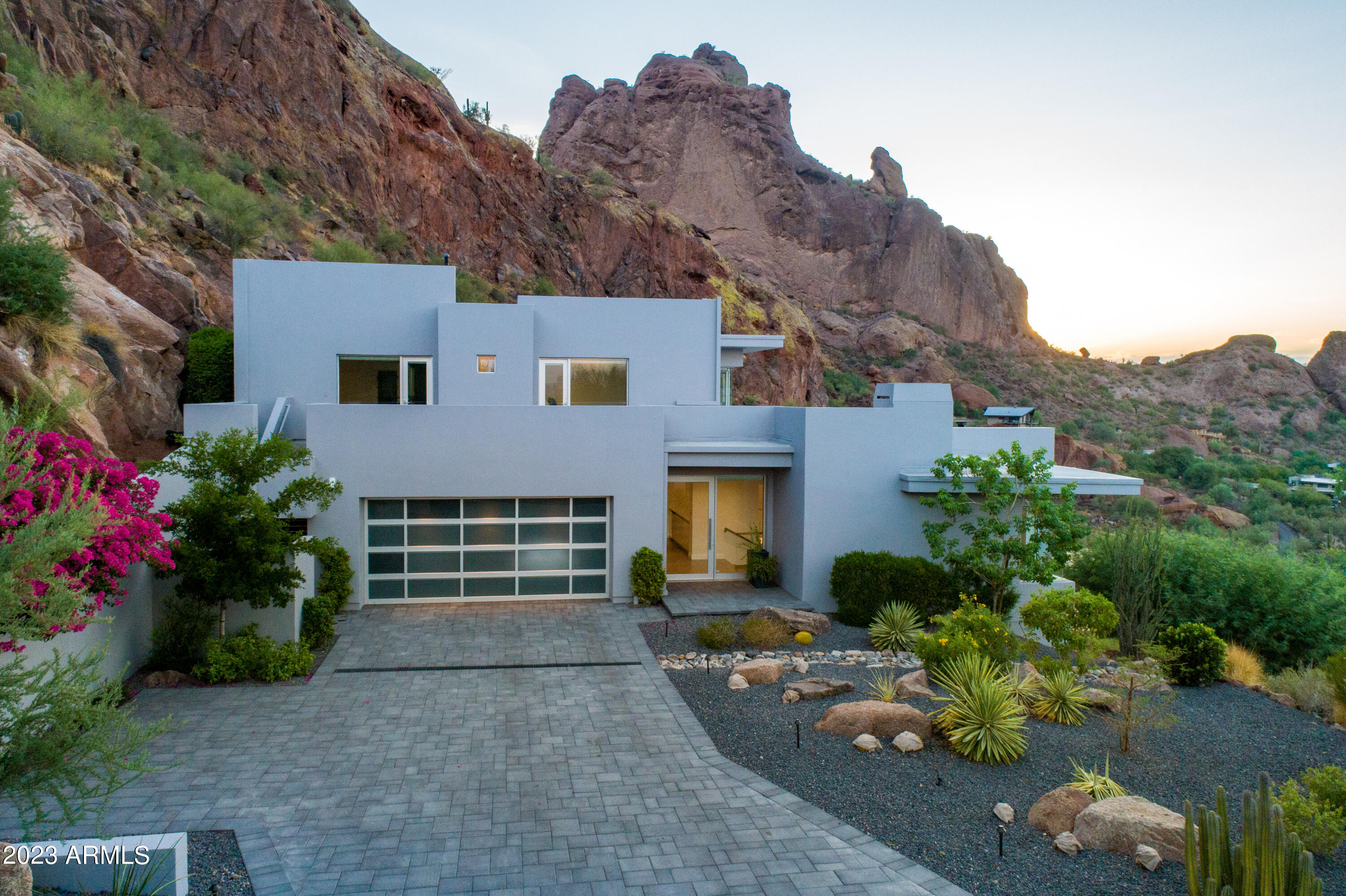 STONE CANYON EAST - Residential
