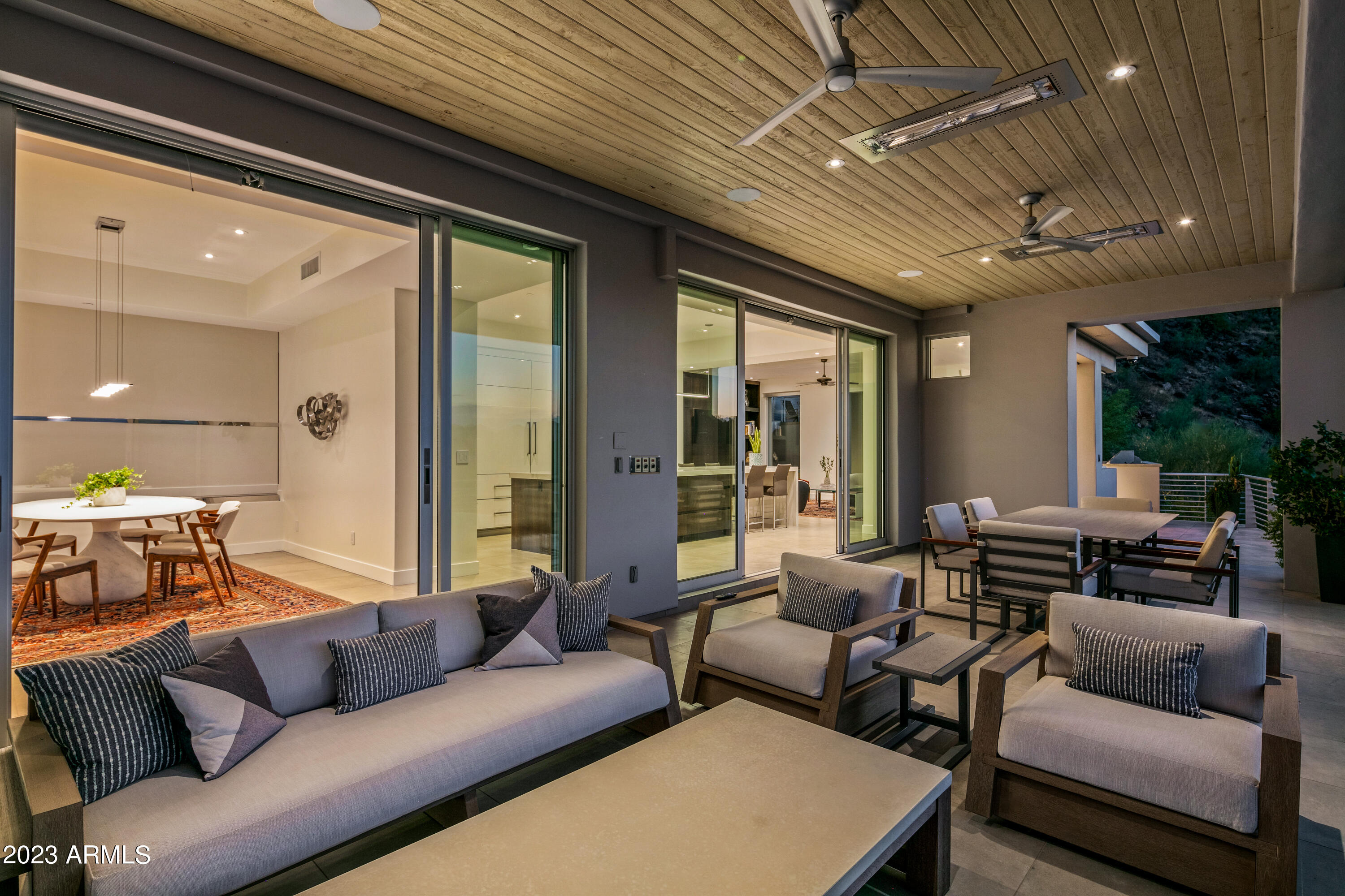 STONE CANYON EAST - Residential