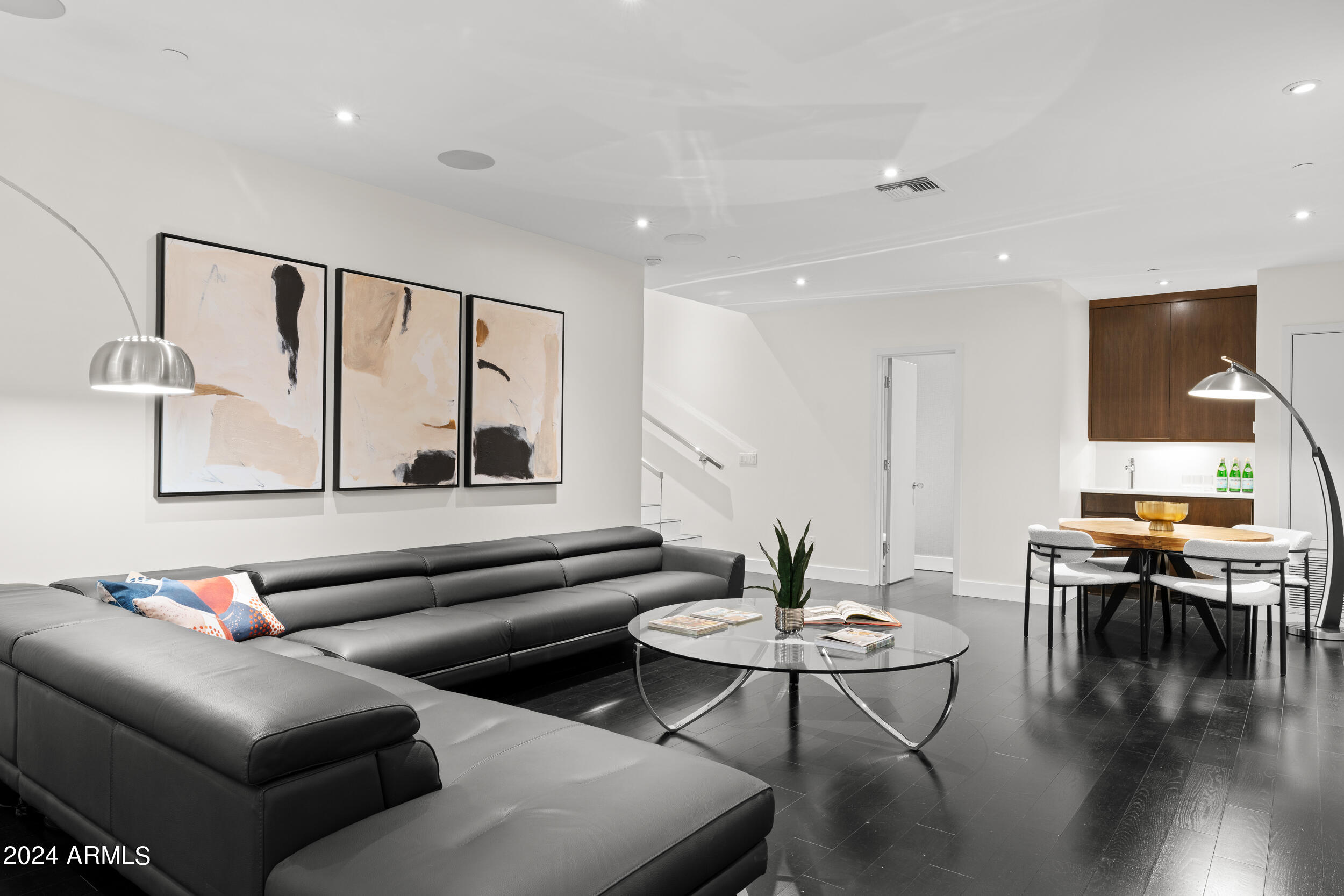 STONE CANYON EAST - Residential