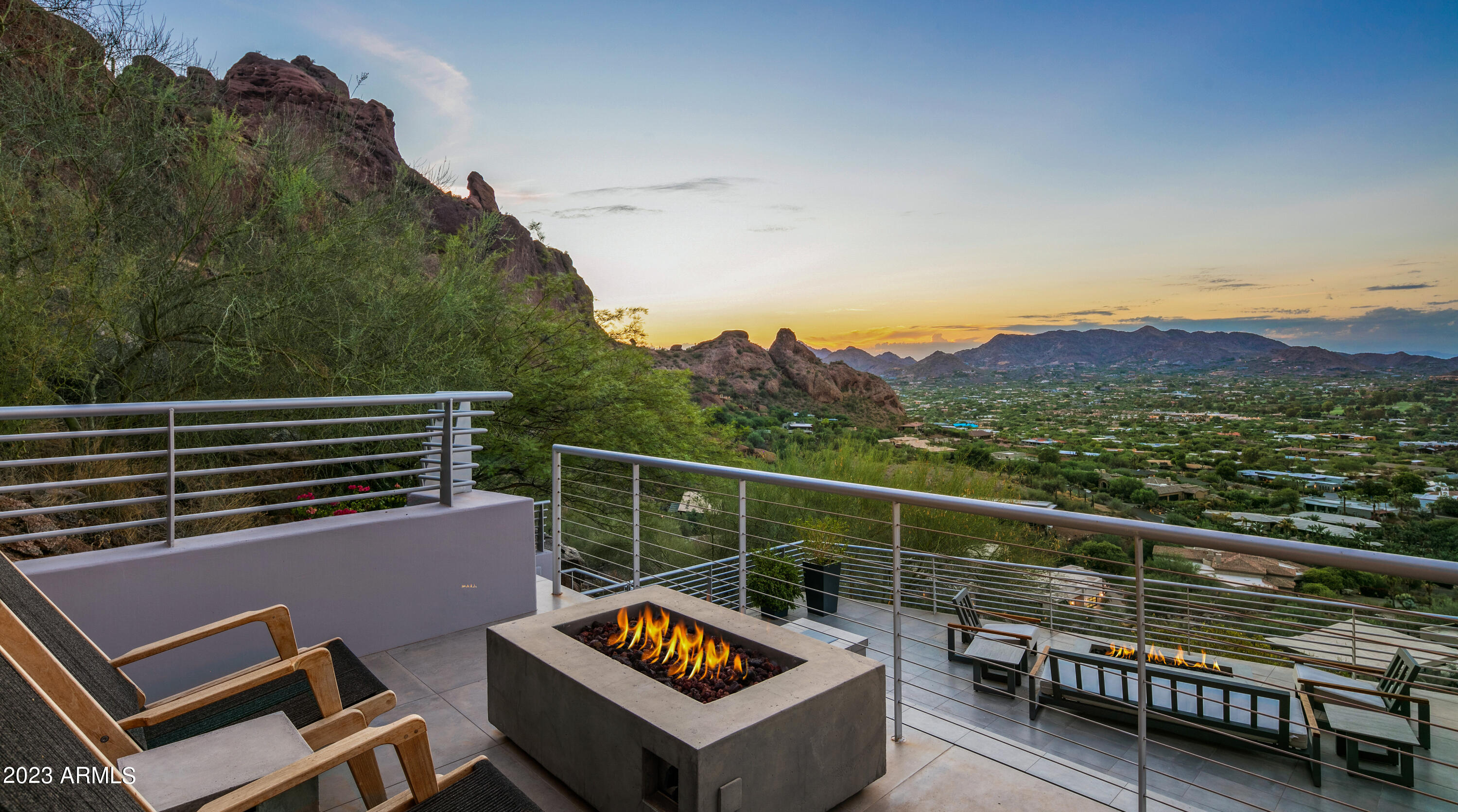 STONE CANYON EAST - Residential