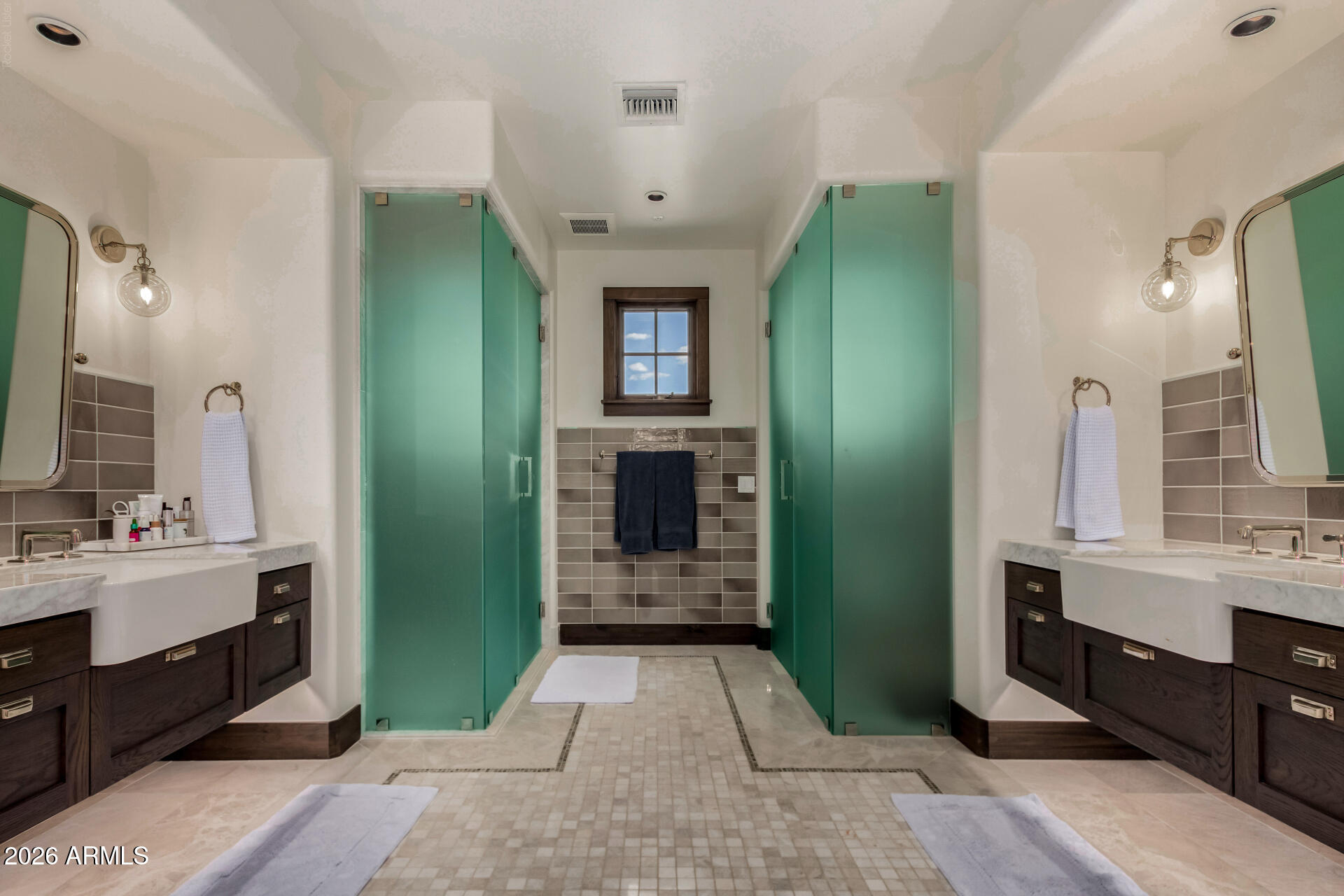 WINDMILL, A Bob BACON SIGNATURE NEIGHBORHOOD - Residential