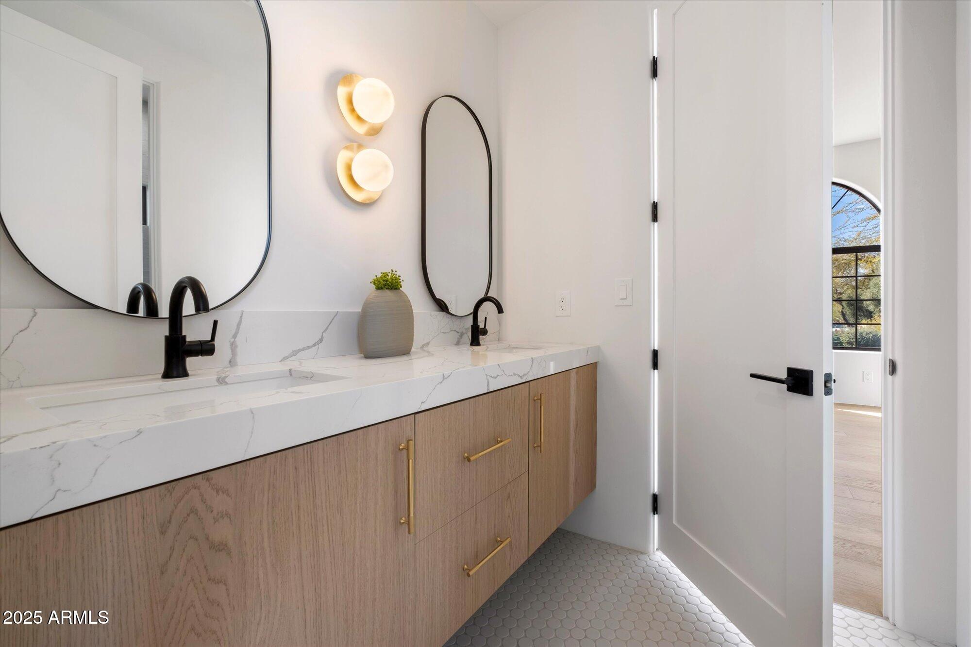 CACTUS CORRIDOR - Scottsdale Foothills! - Residential