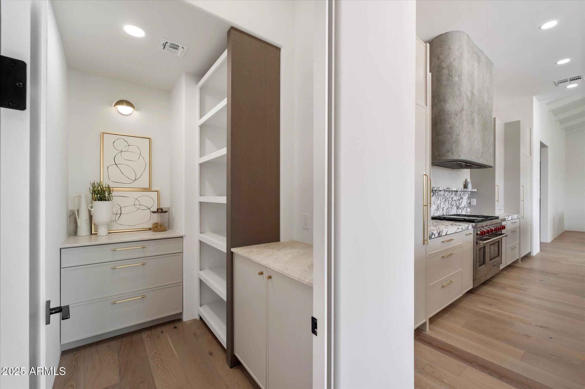 CACTUS CORRIDOR - Scottsdale Foothills! - Residential