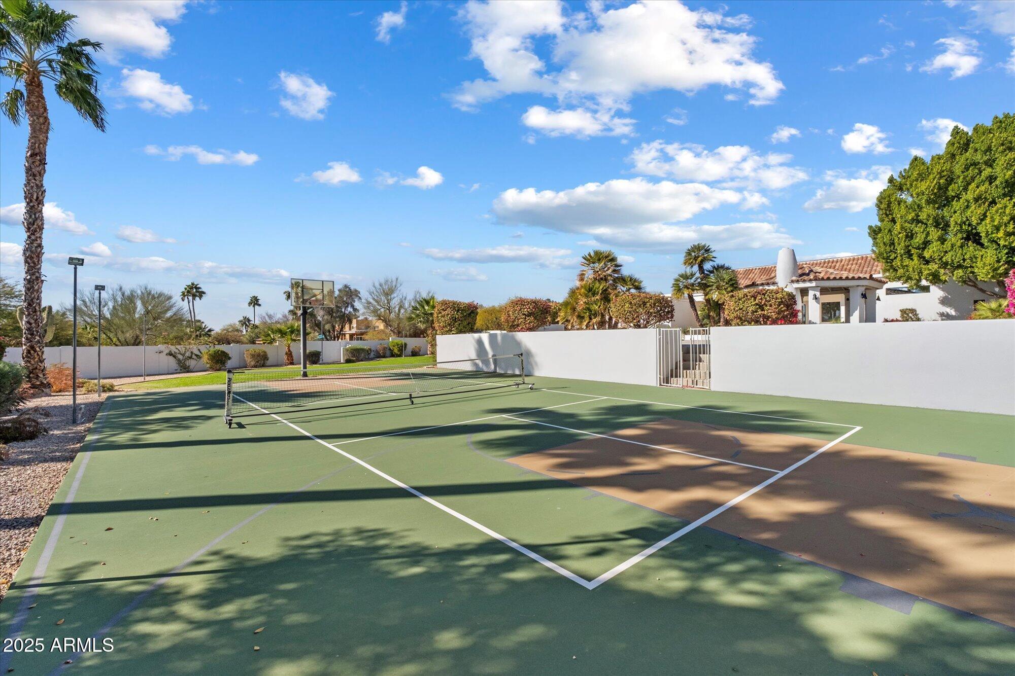 CACTUS CORRIDOR - Scottsdale Foothills! - Residential