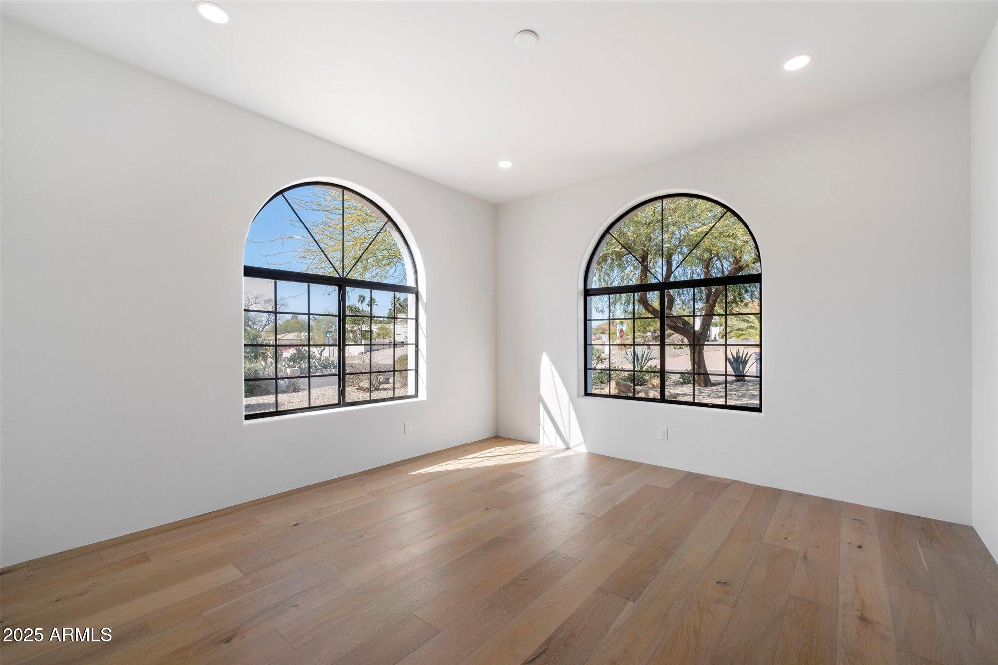 CACTUS CORRIDOR - Scottsdale Foothills! - Residential