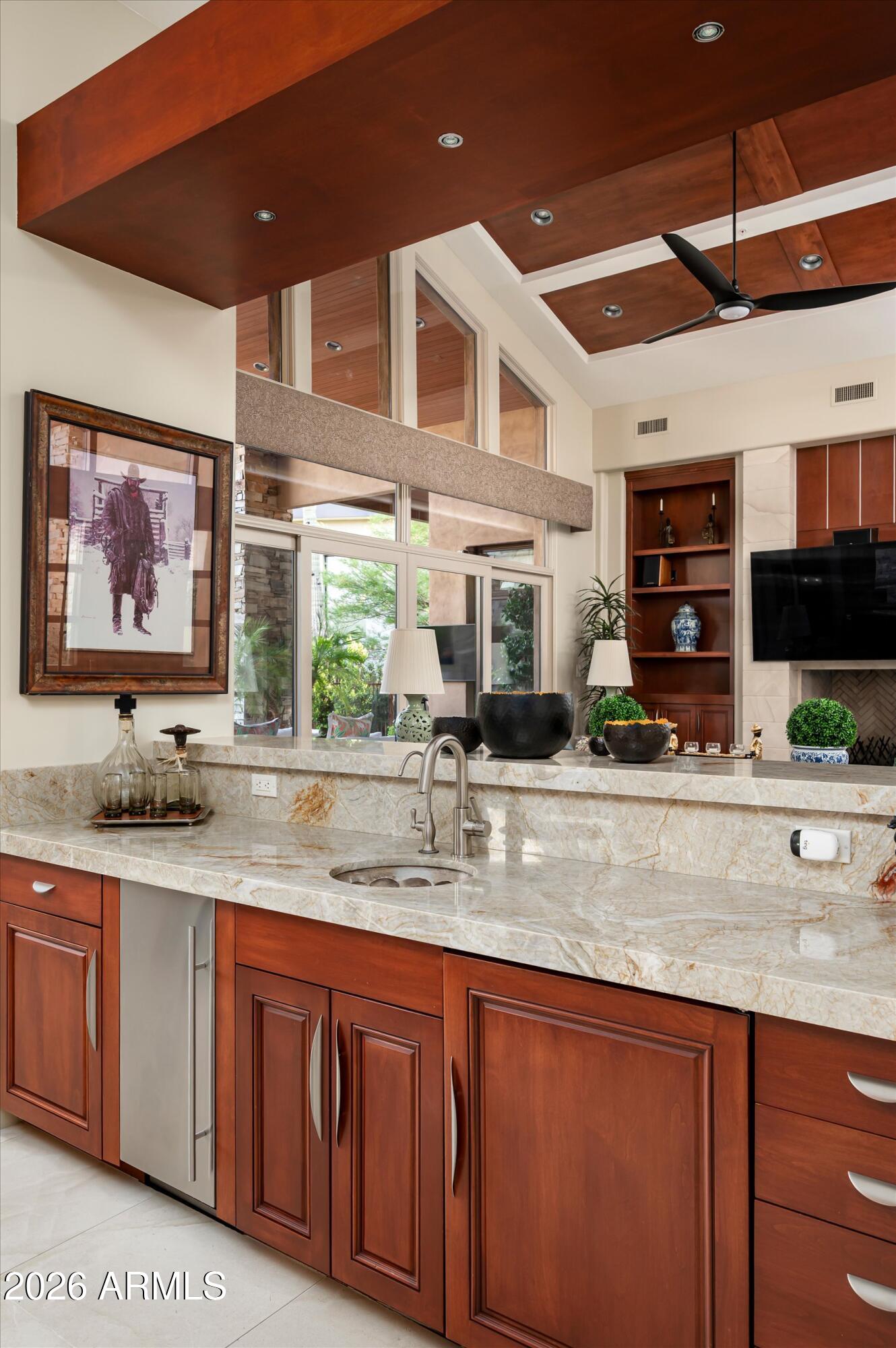 ESTANCIA - Residential