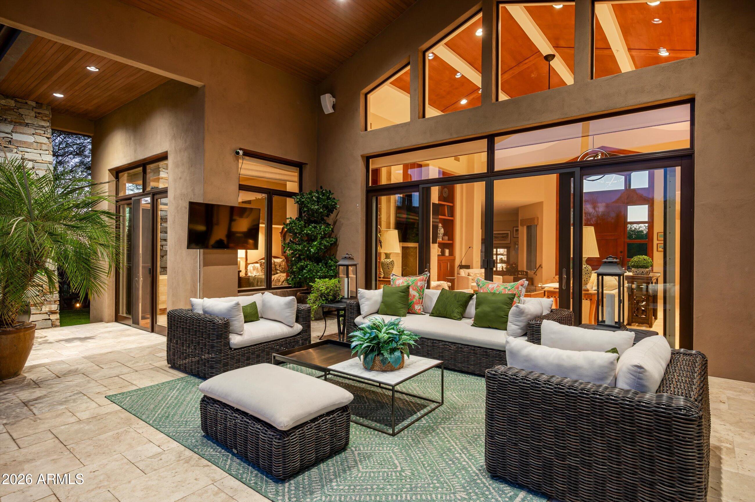 ESTANCIA - Residential