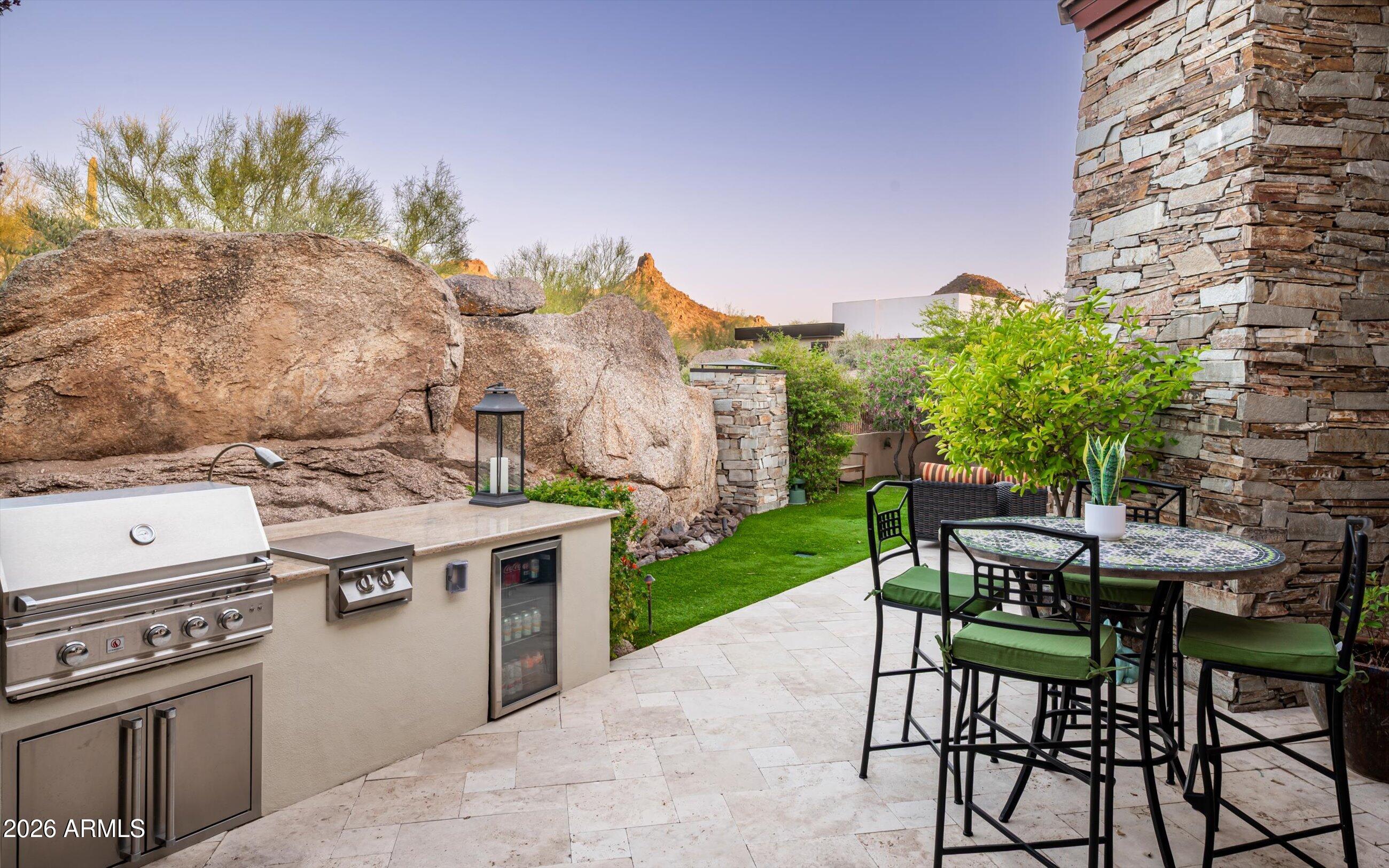 ESTANCIA - Residential