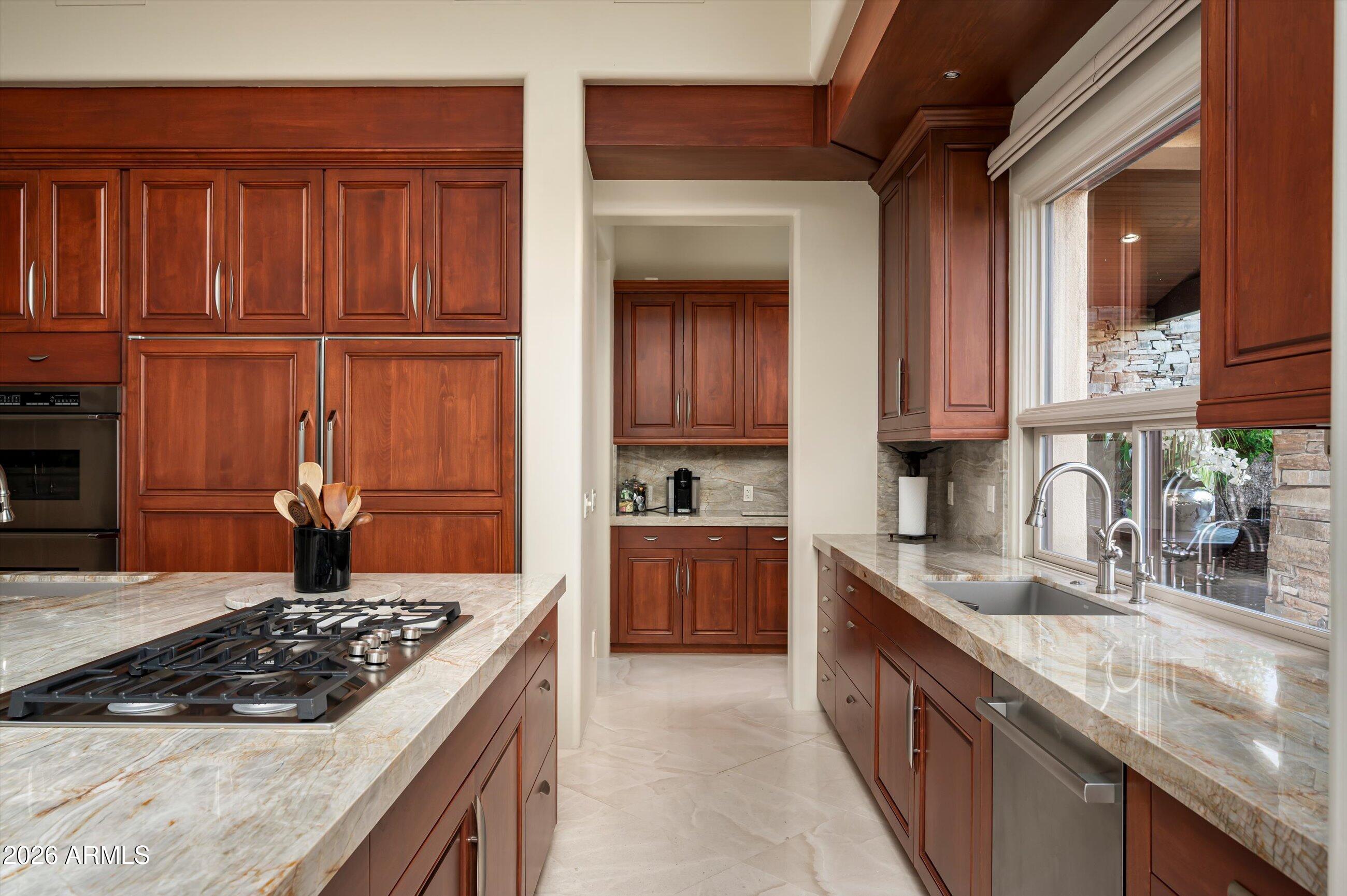 ESTANCIA - Residential