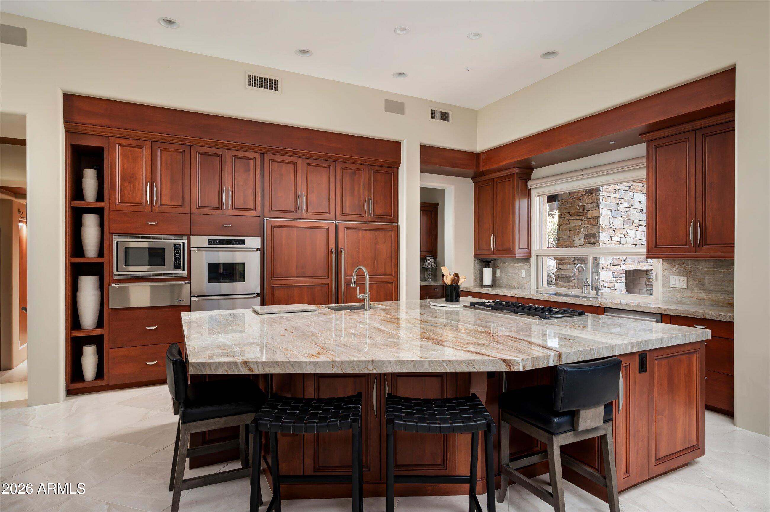 ESTANCIA - Residential