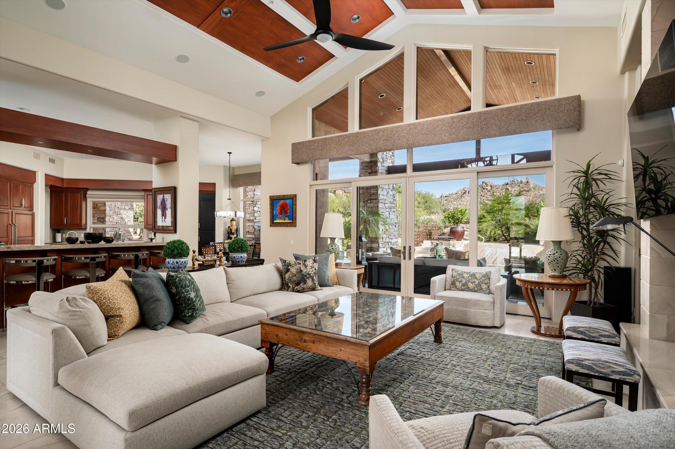 ESTANCIA - Residential