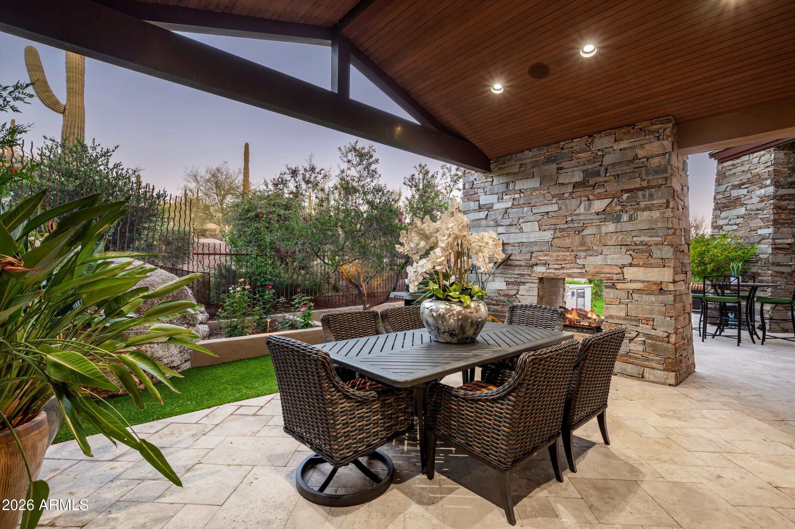 ESTANCIA - Residential