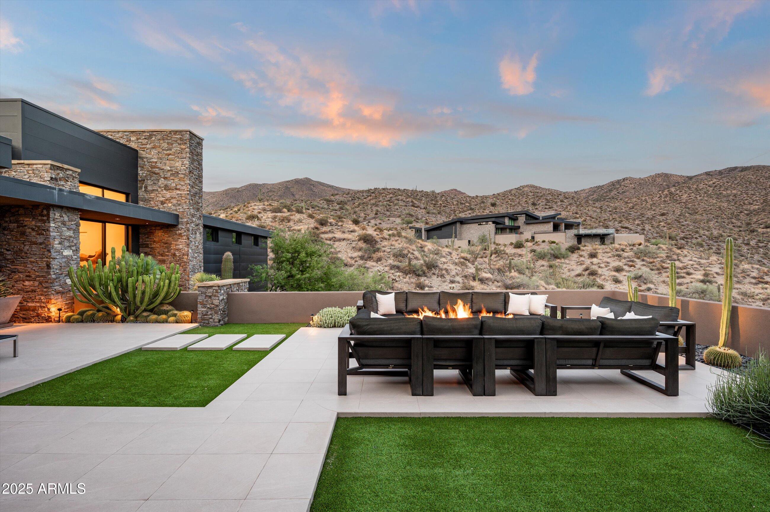 DESERT MOUNTAIN - Residential