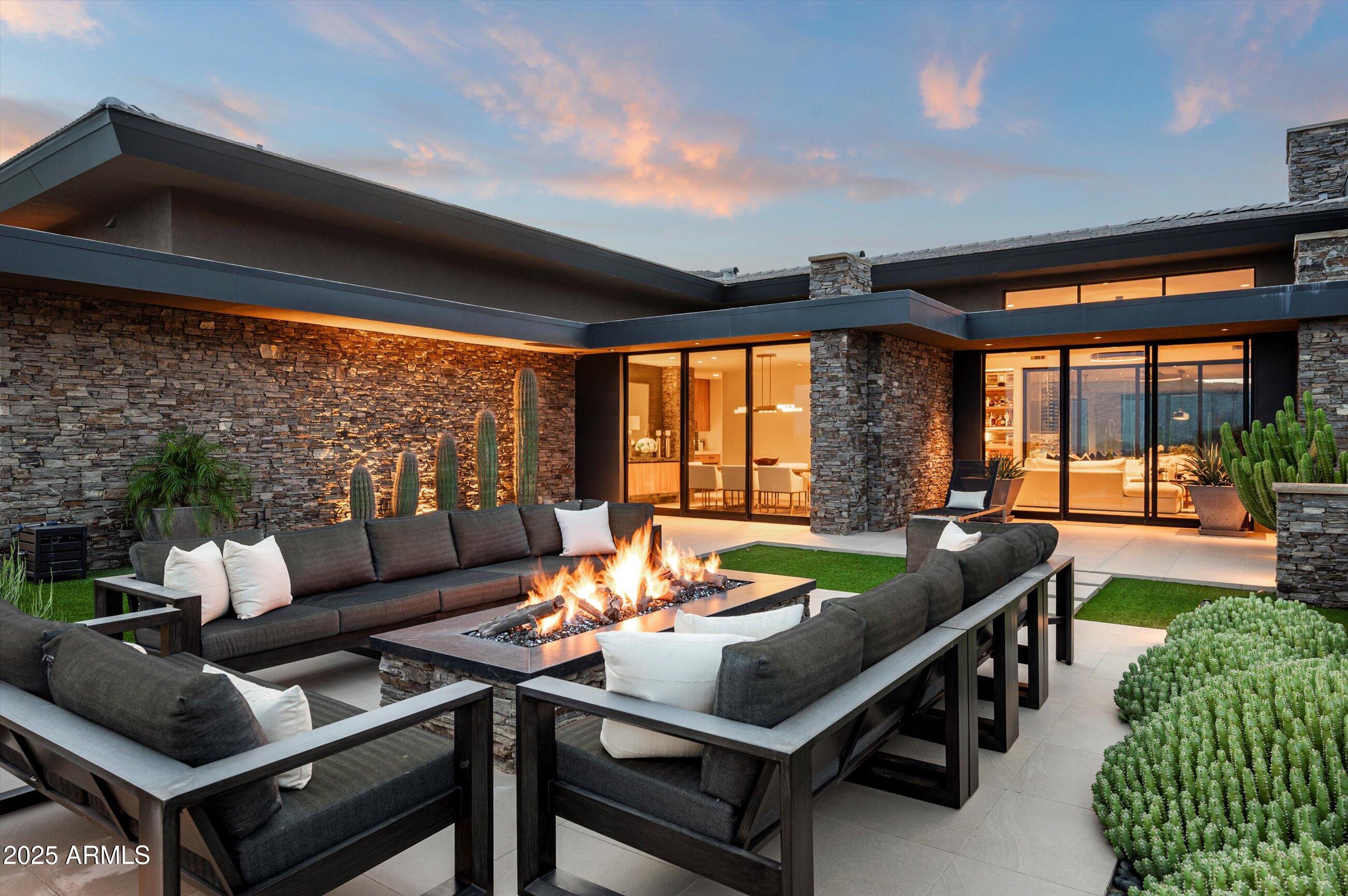 DESERT MOUNTAIN - Residential