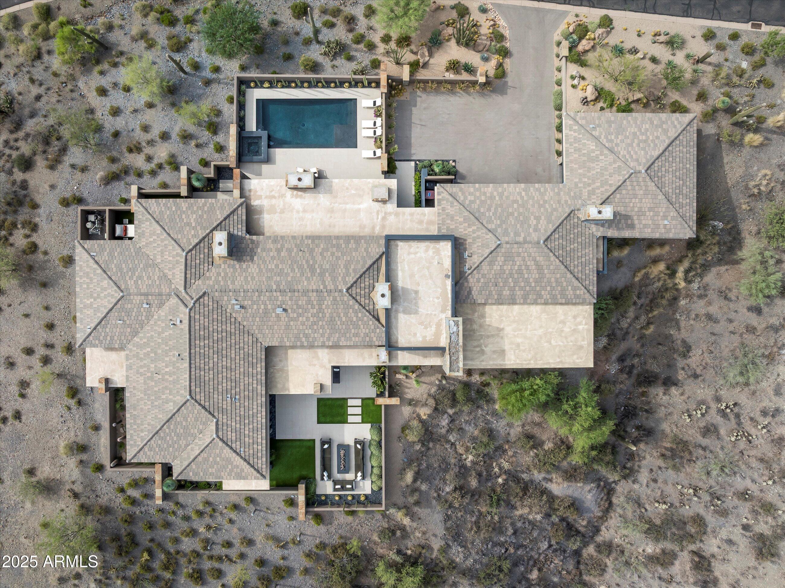 DESERT MOUNTAIN - Residential