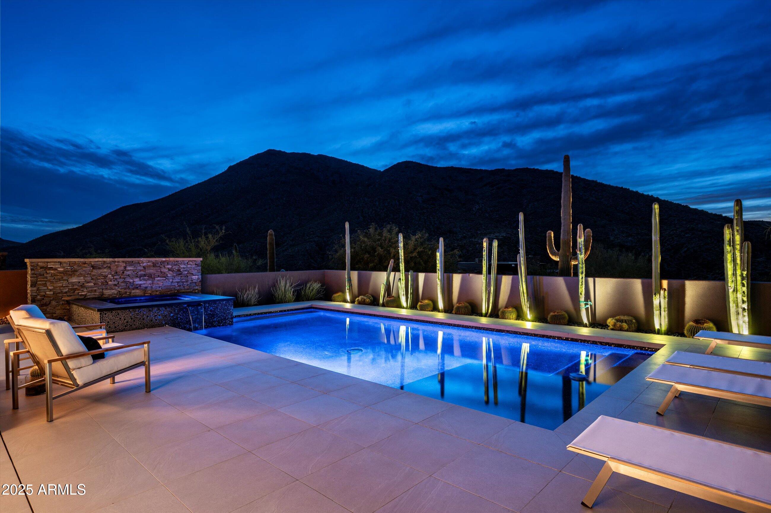 DESERT MOUNTAIN - Residential