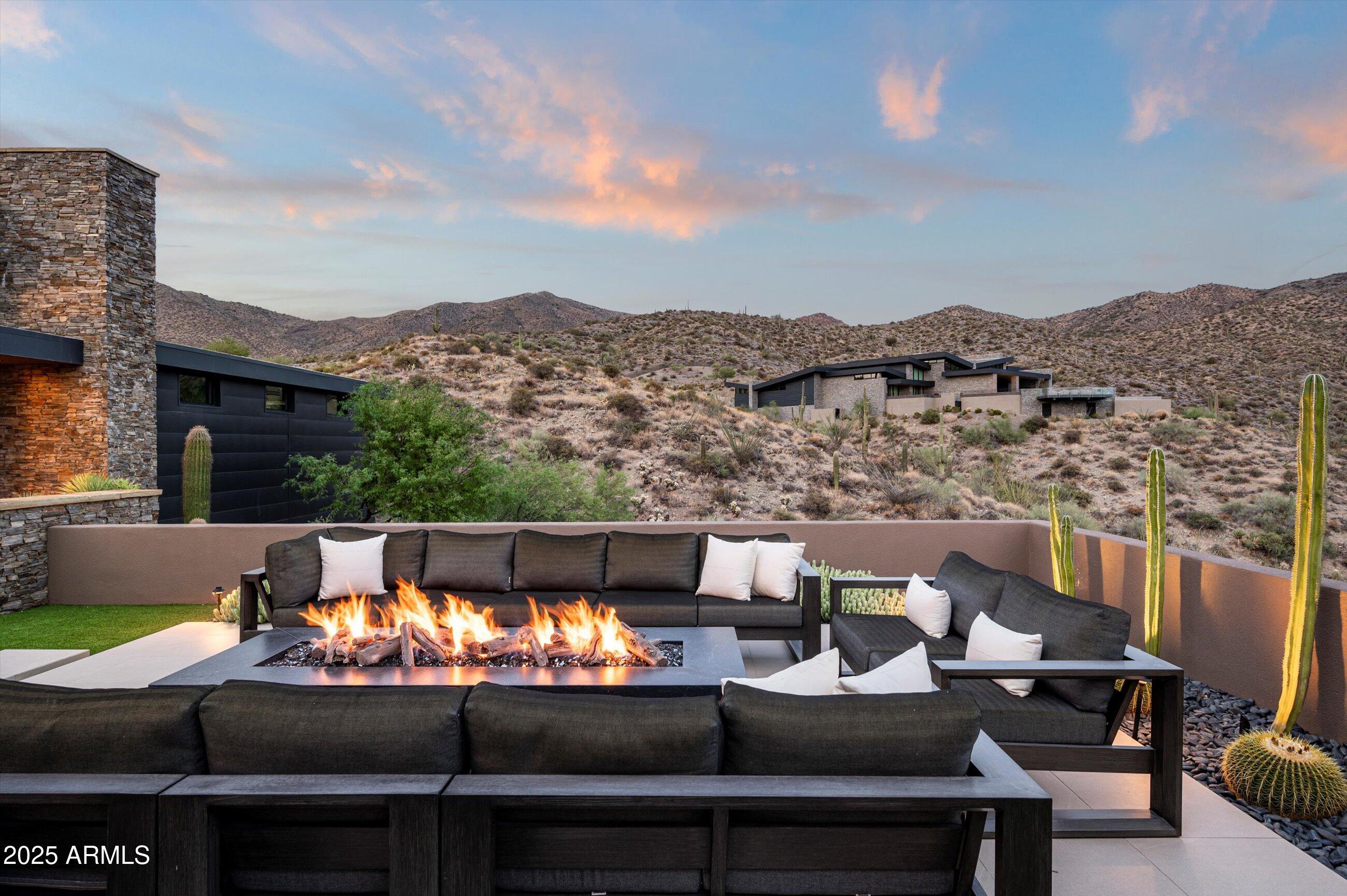 DESERT MOUNTAIN - Residential