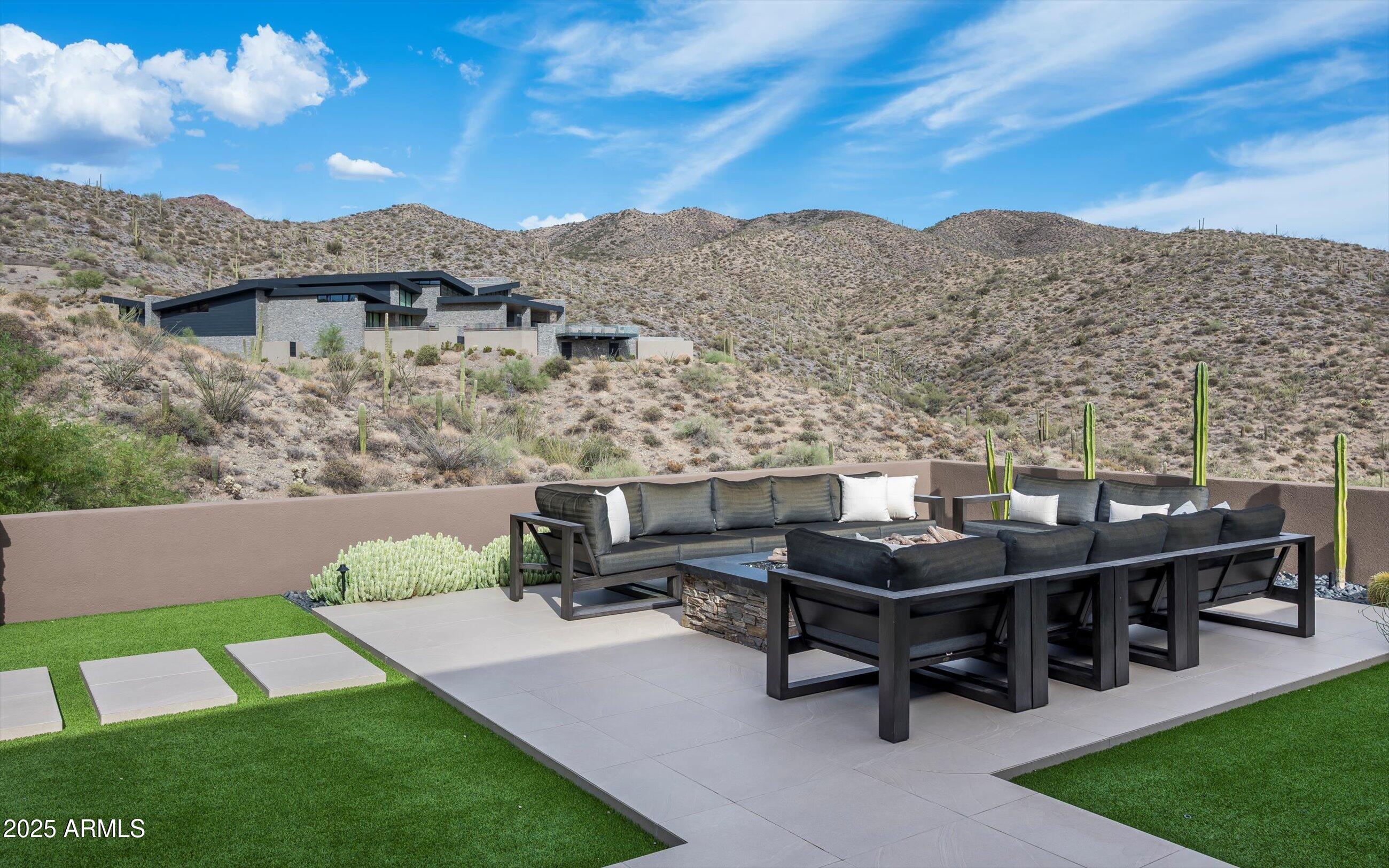 DESERT MOUNTAIN - Residential