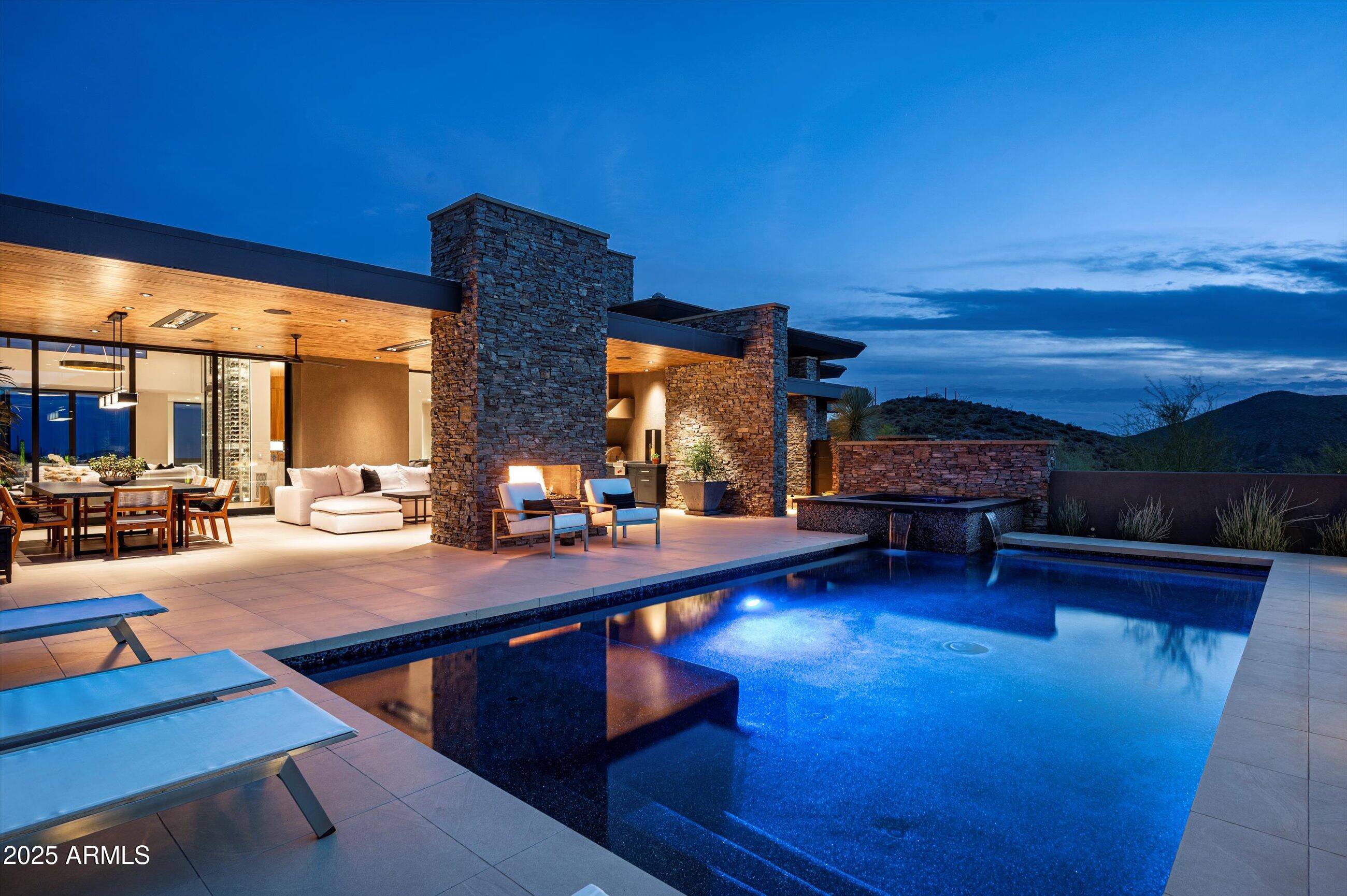 DESERT MOUNTAIN - Residential