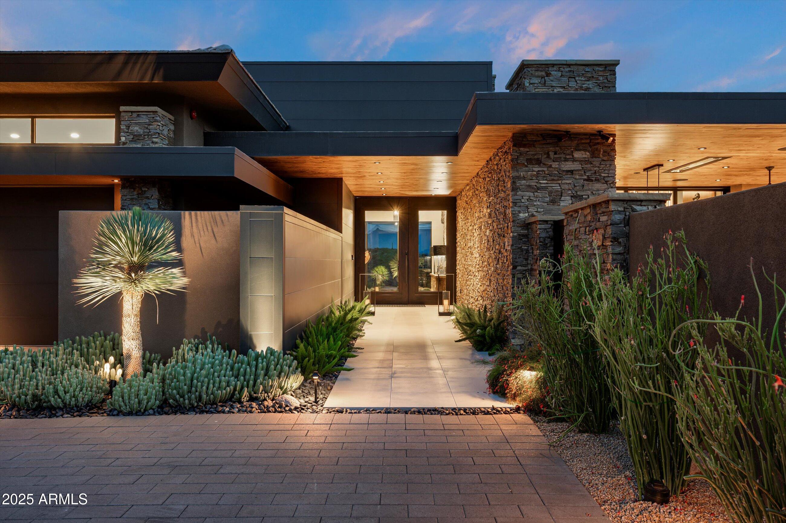 DESERT MOUNTAIN - Residential