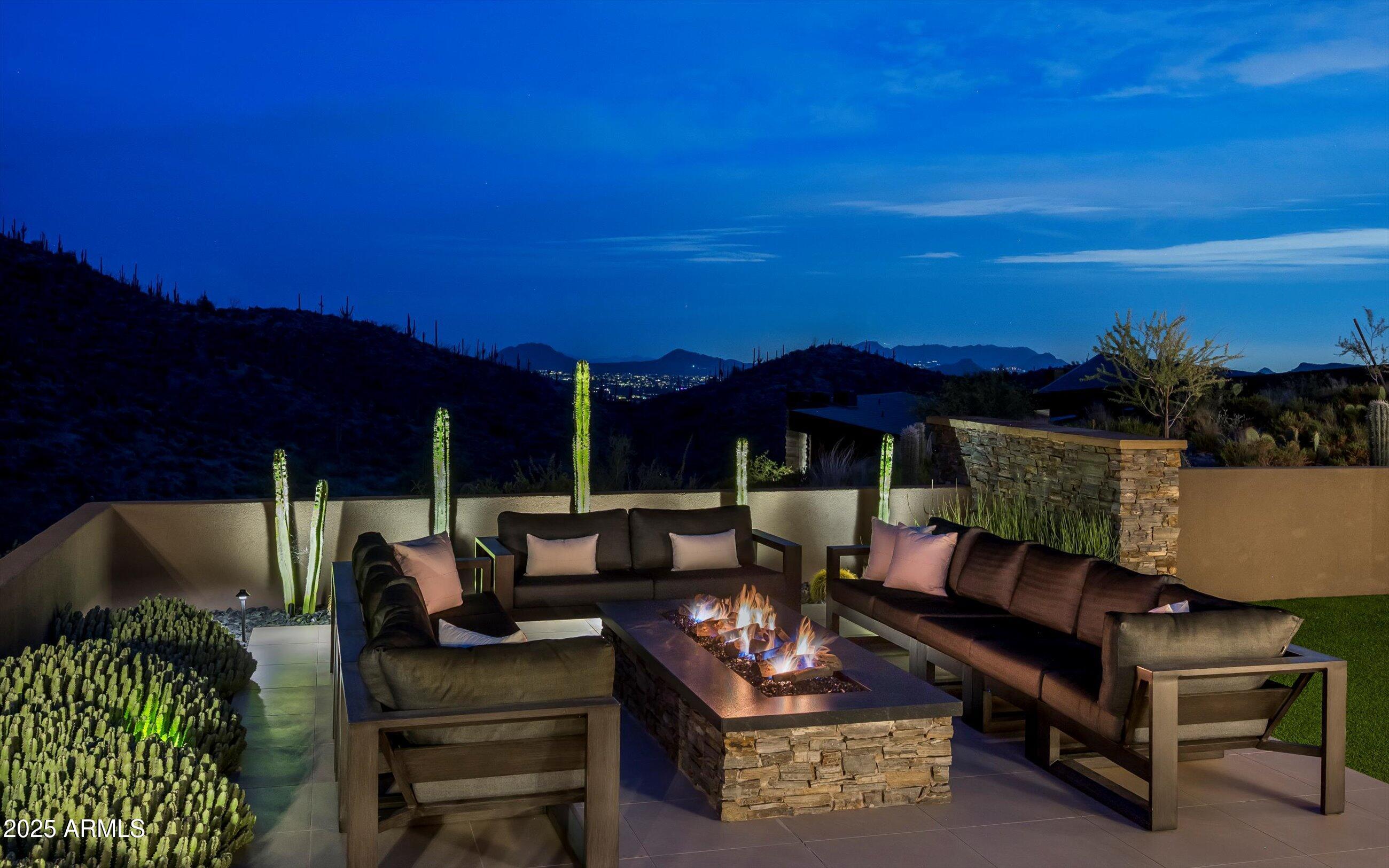 DESERT MOUNTAIN - Residential