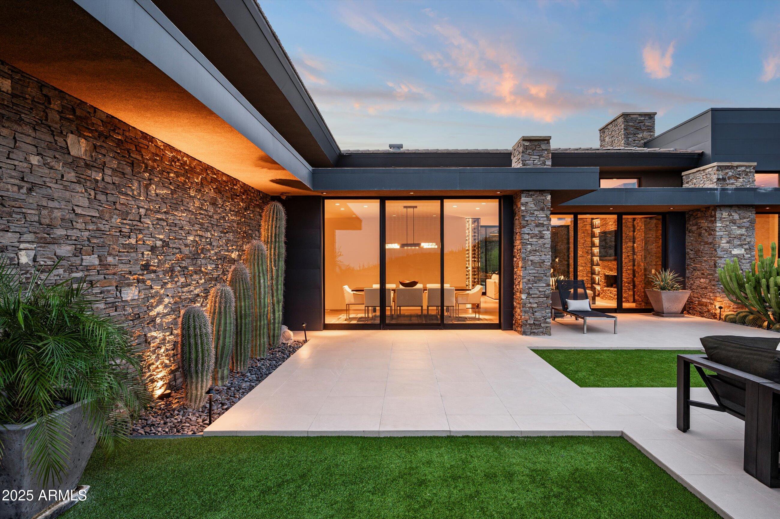 DESERT MOUNTAIN - Residential