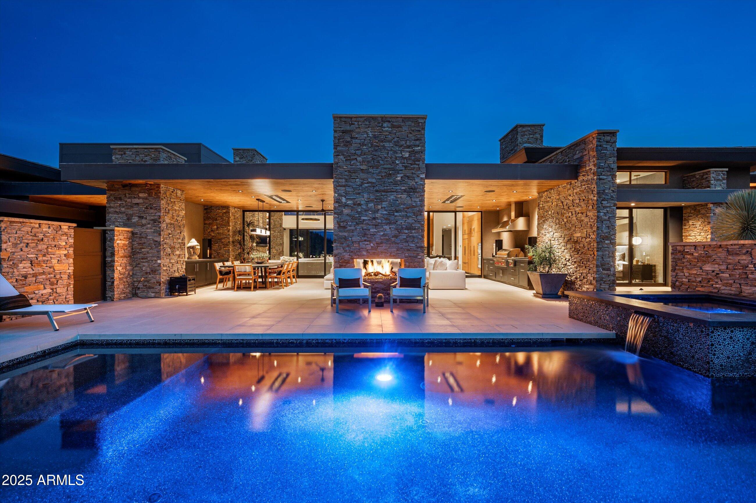 DESERT MOUNTAIN - Residential