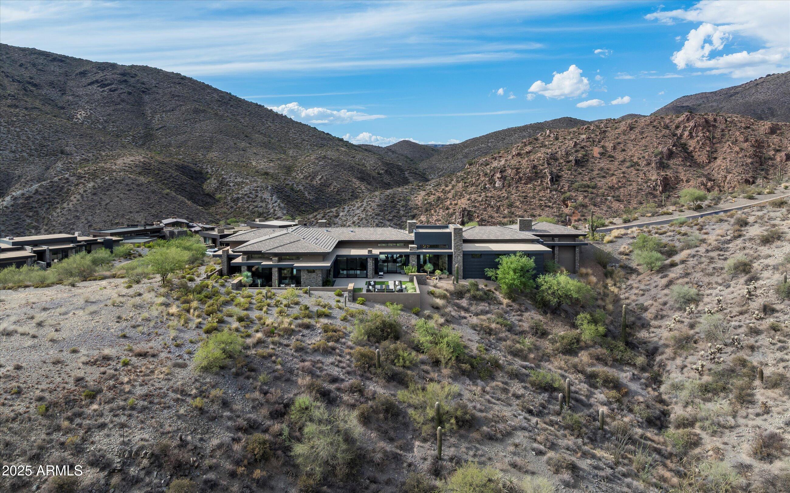 DESERT MOUNTAIN - Residential