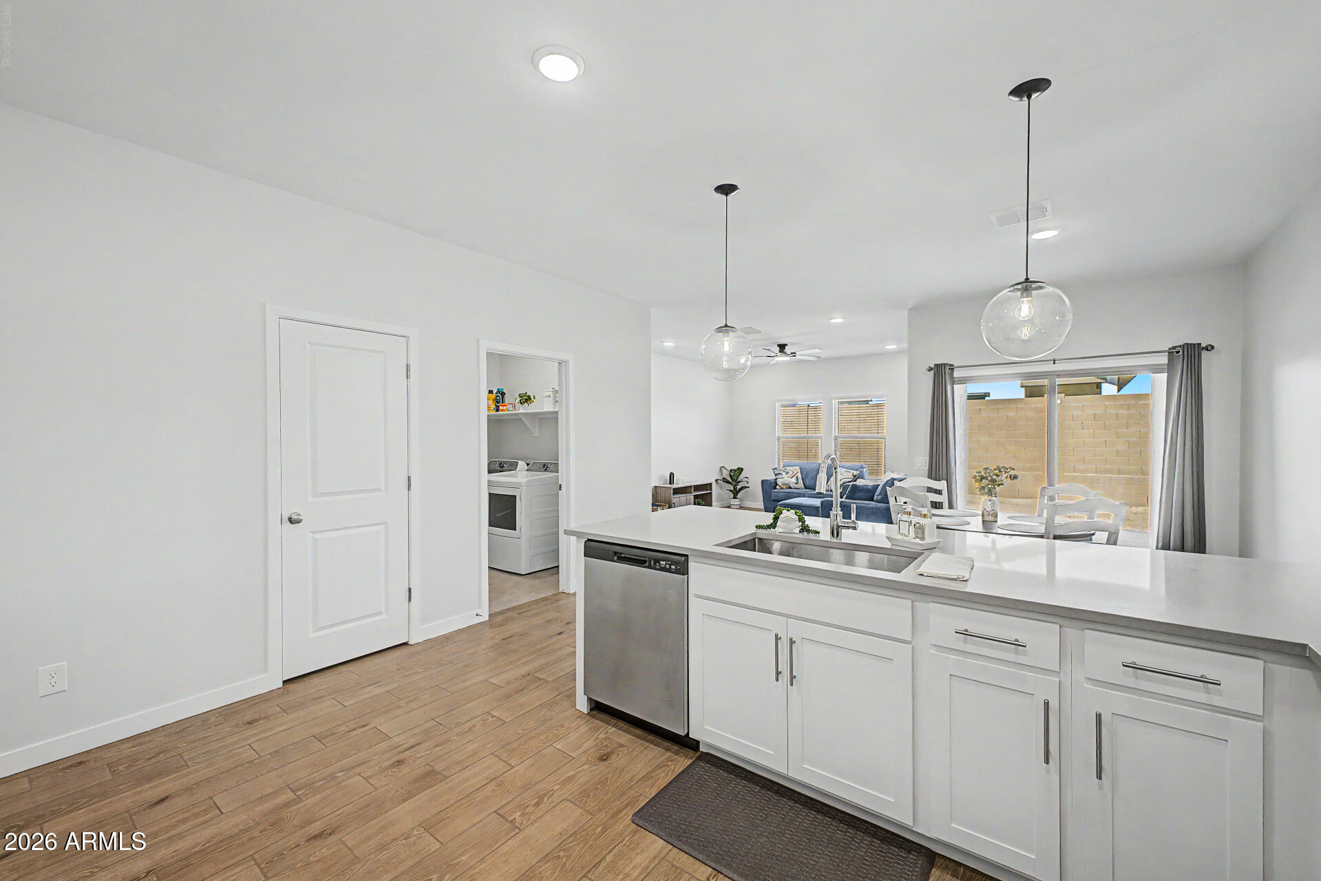 LAVEEN SPRINGS - Residential