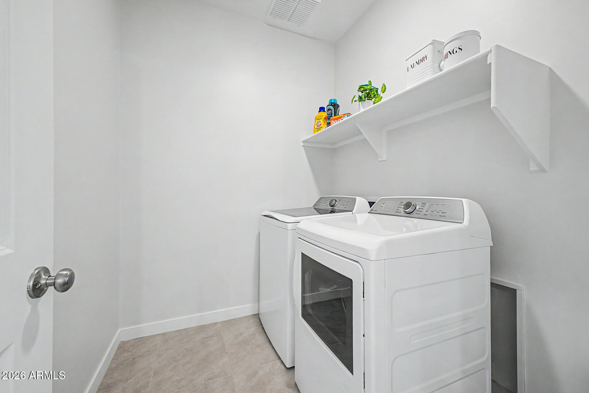 LAVEEN SPRINGS - Residential