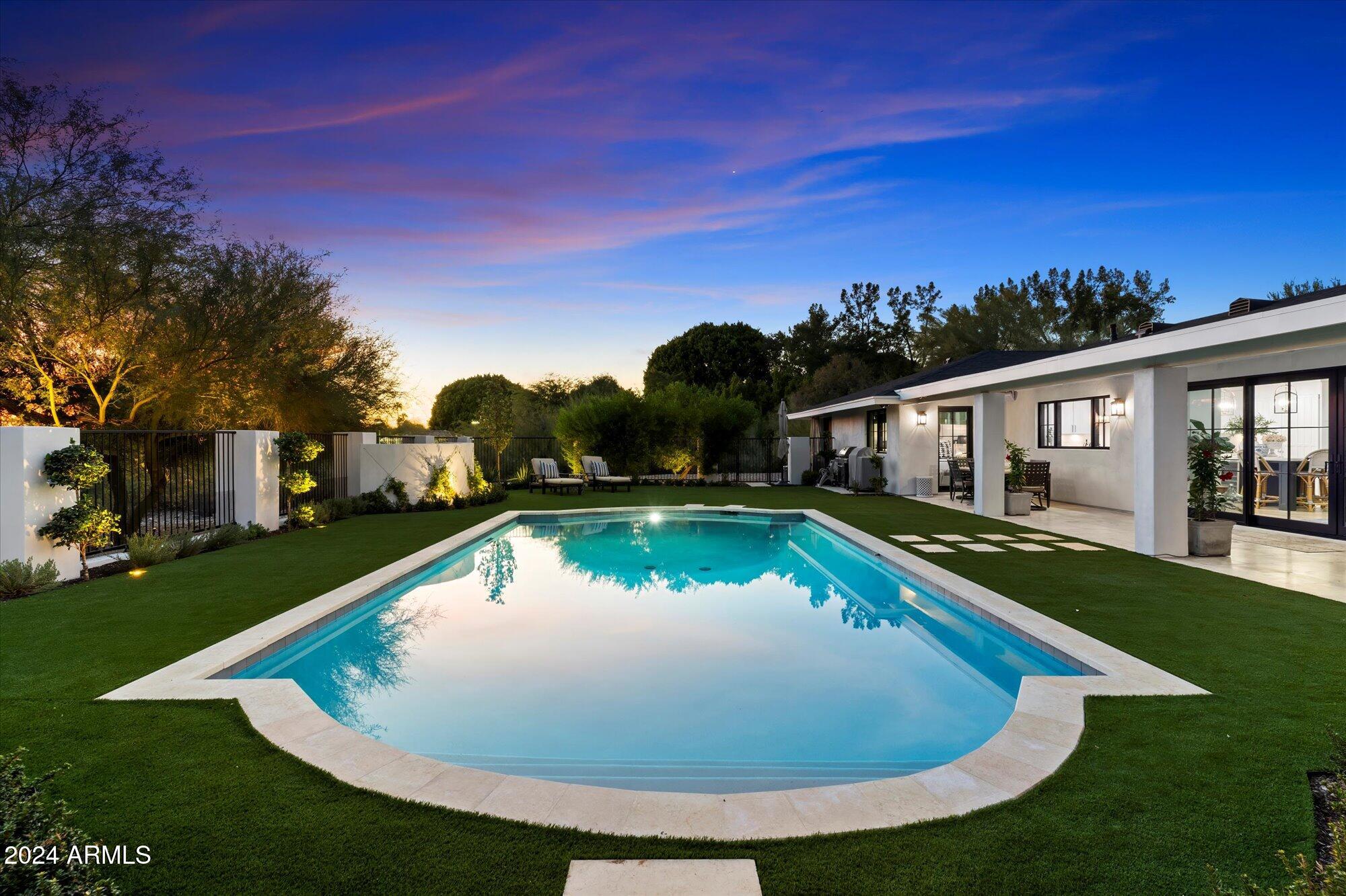 PALO VERDE FOOTHILLS - Residential