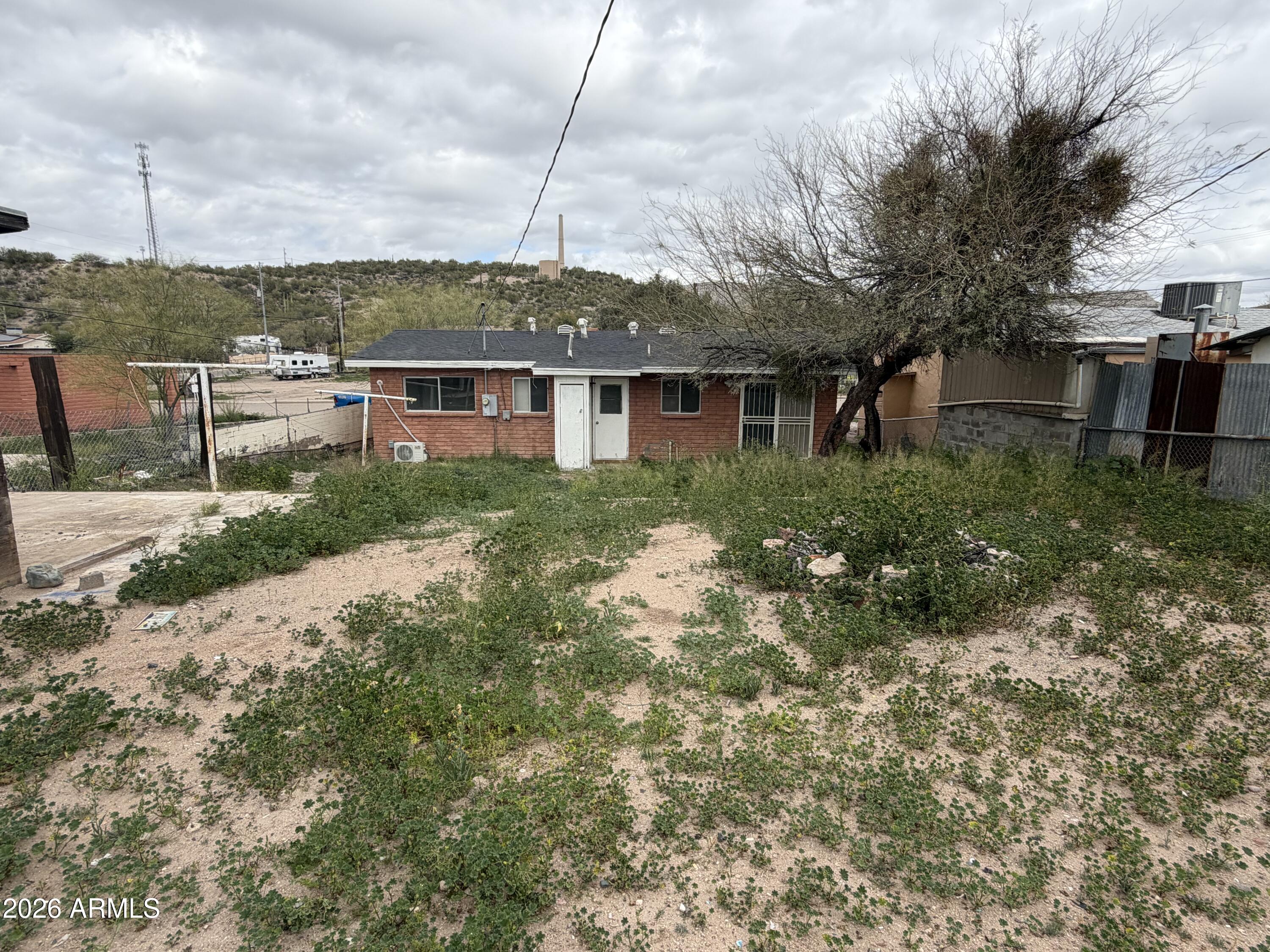 WINKELMAN TOWNSITE - Residential