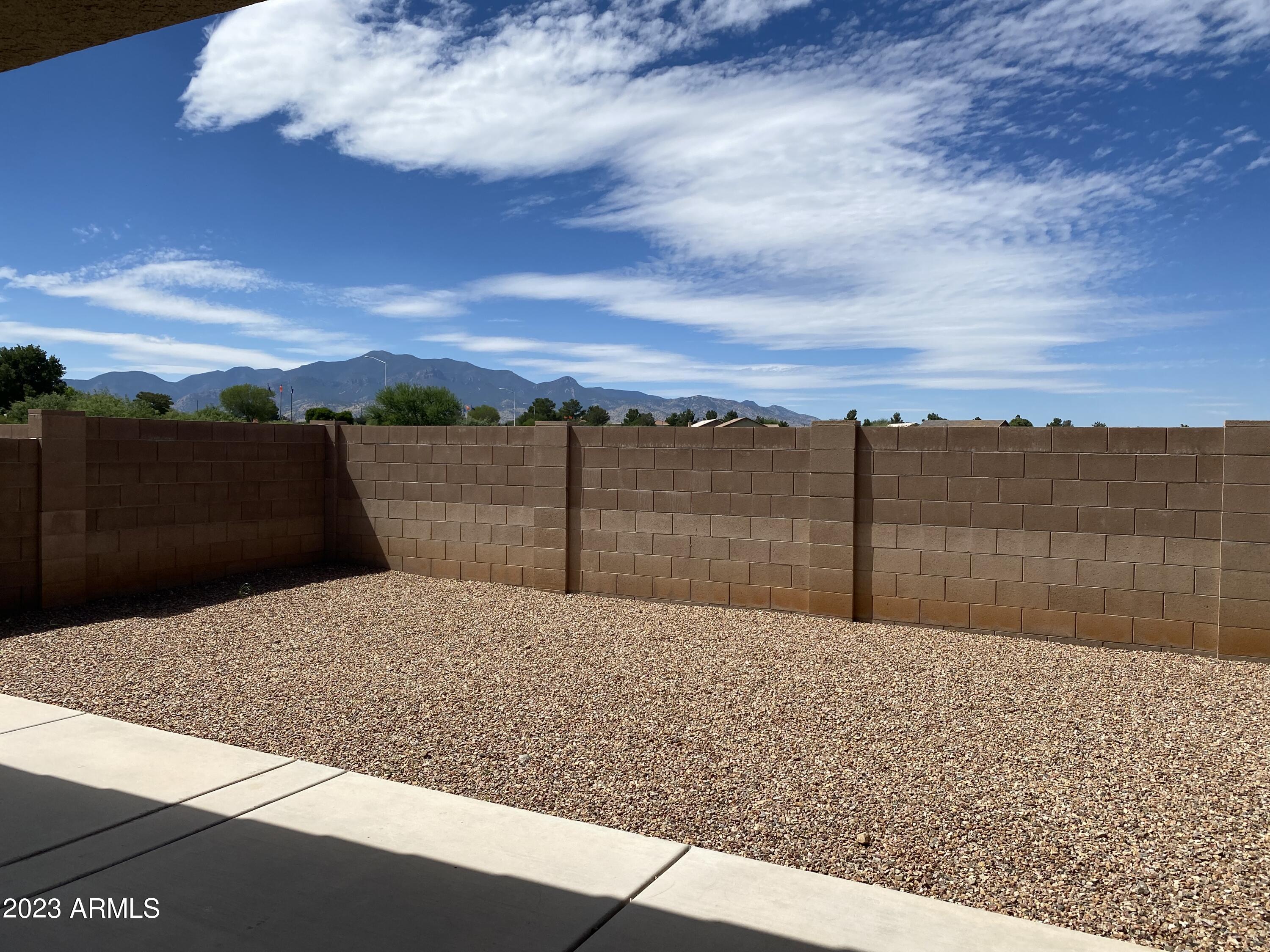 RETREAT PHASE 1 - Residential Lease