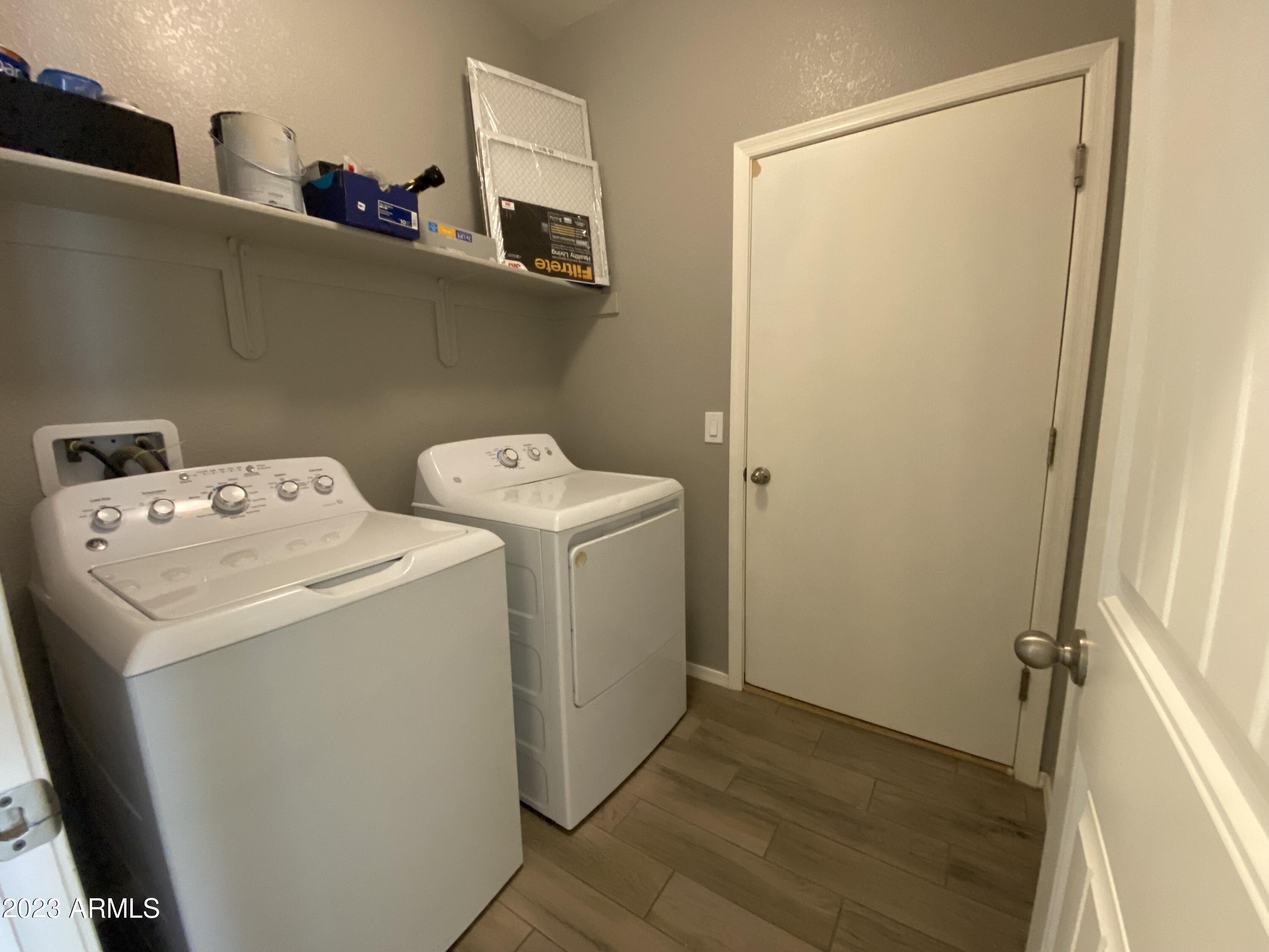 RETREAT PHASE 1 - Residential Lease