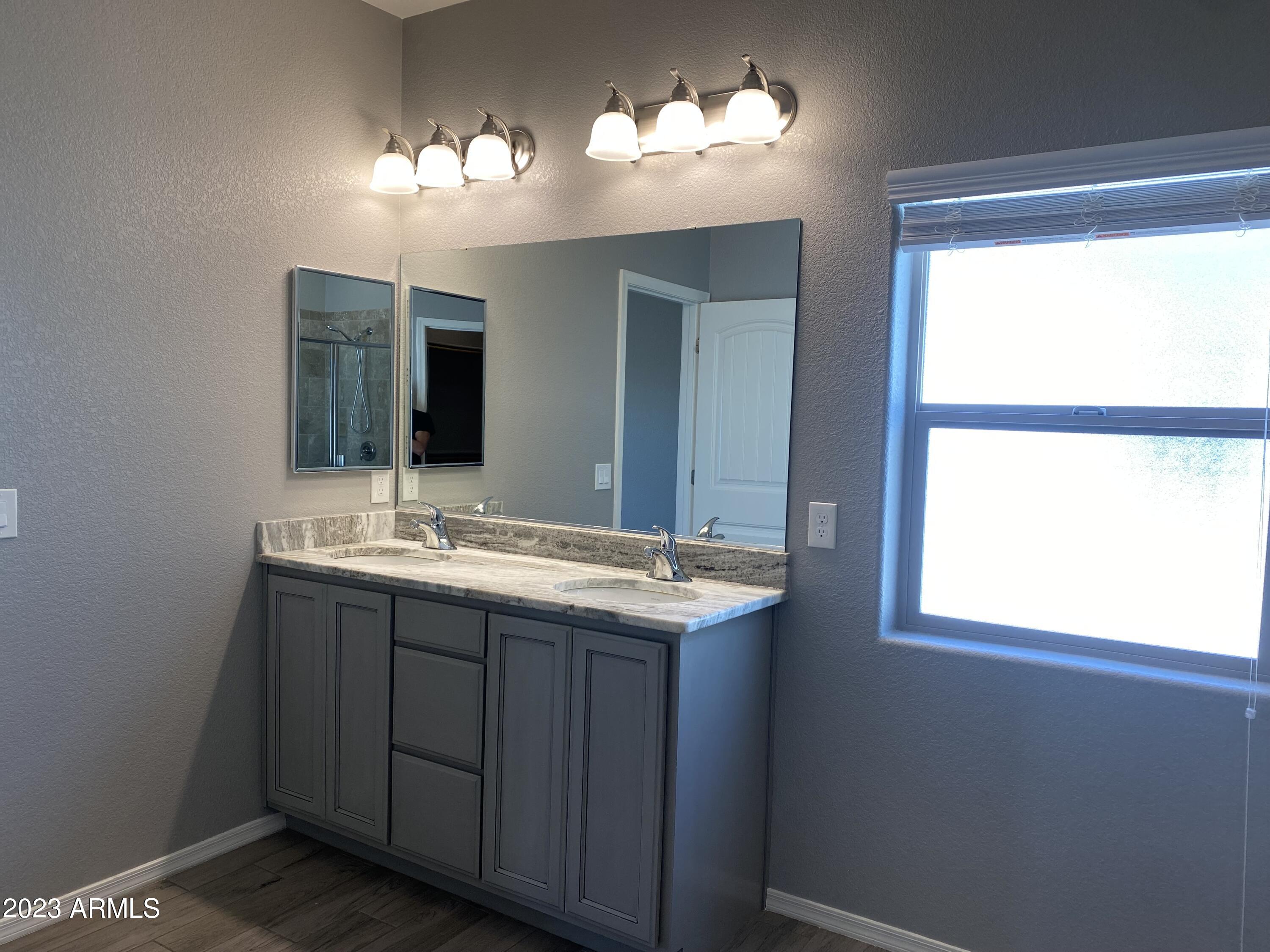 RETREAT PHASE 1 - Residential Lease