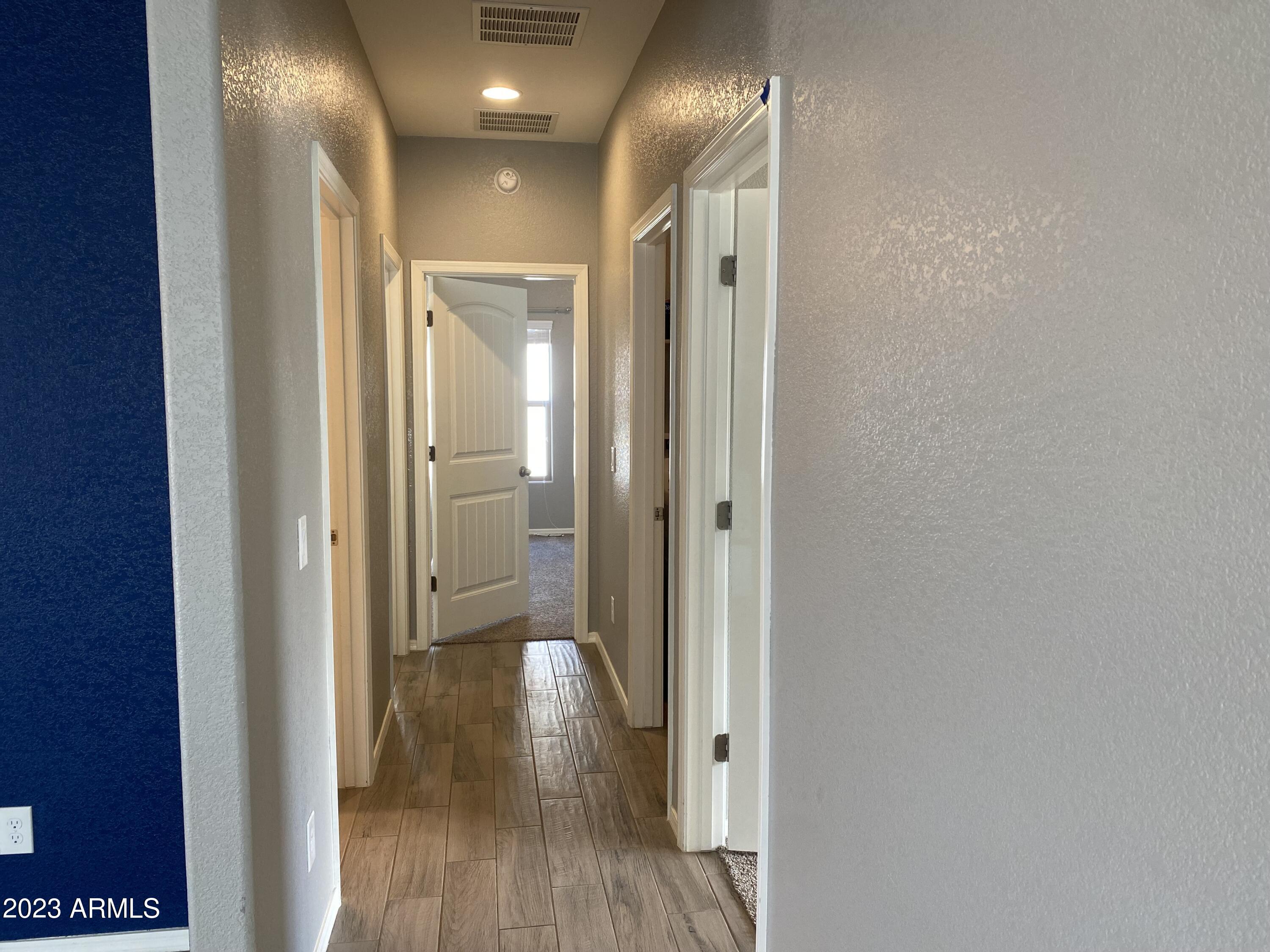 RETREAT PHASE 1 - Residential Lease