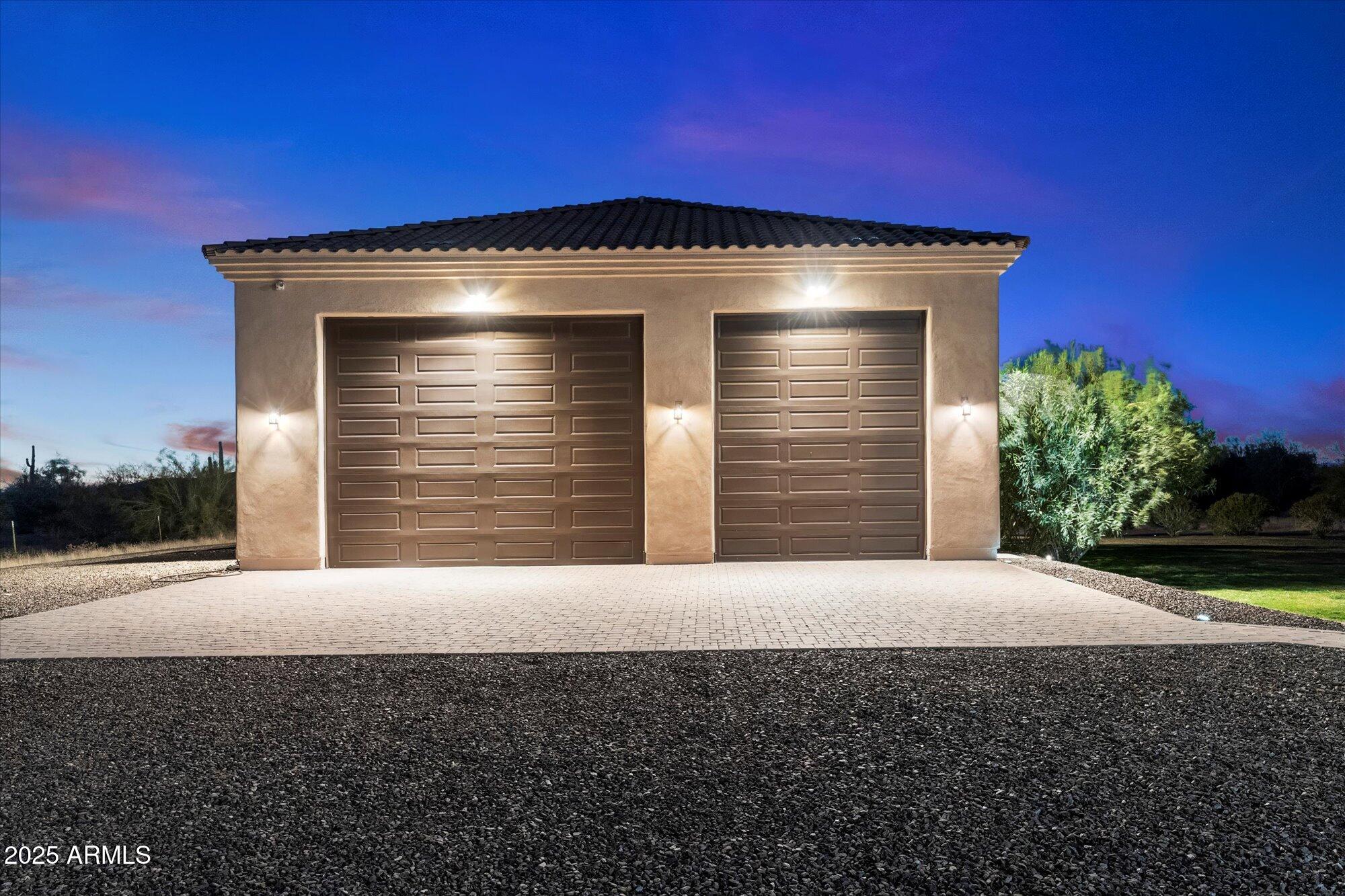 DIXON PLACE - Residential