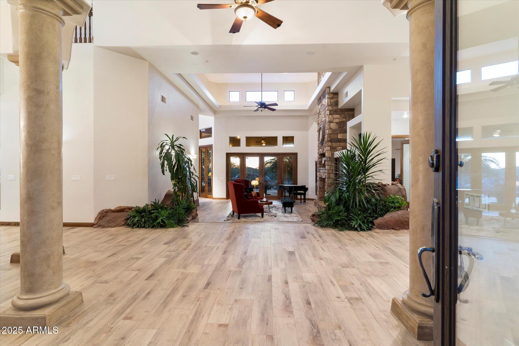 DIXON PLACE - Residential