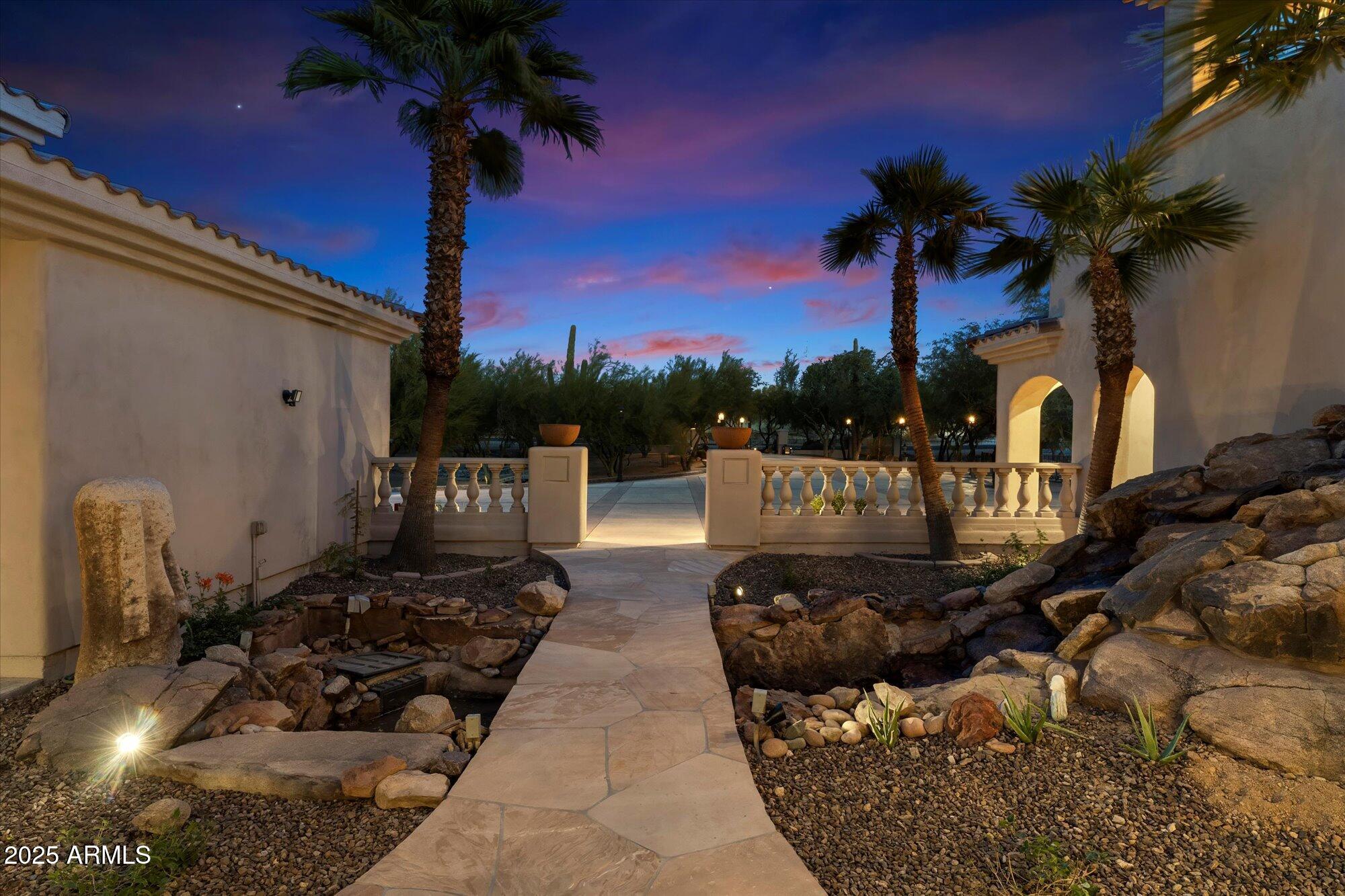 DIXON PLACE - Residential