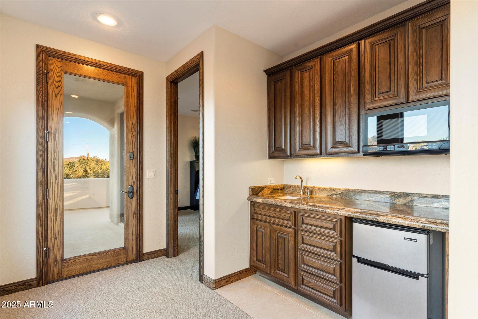 DIXON PLACE - Residential