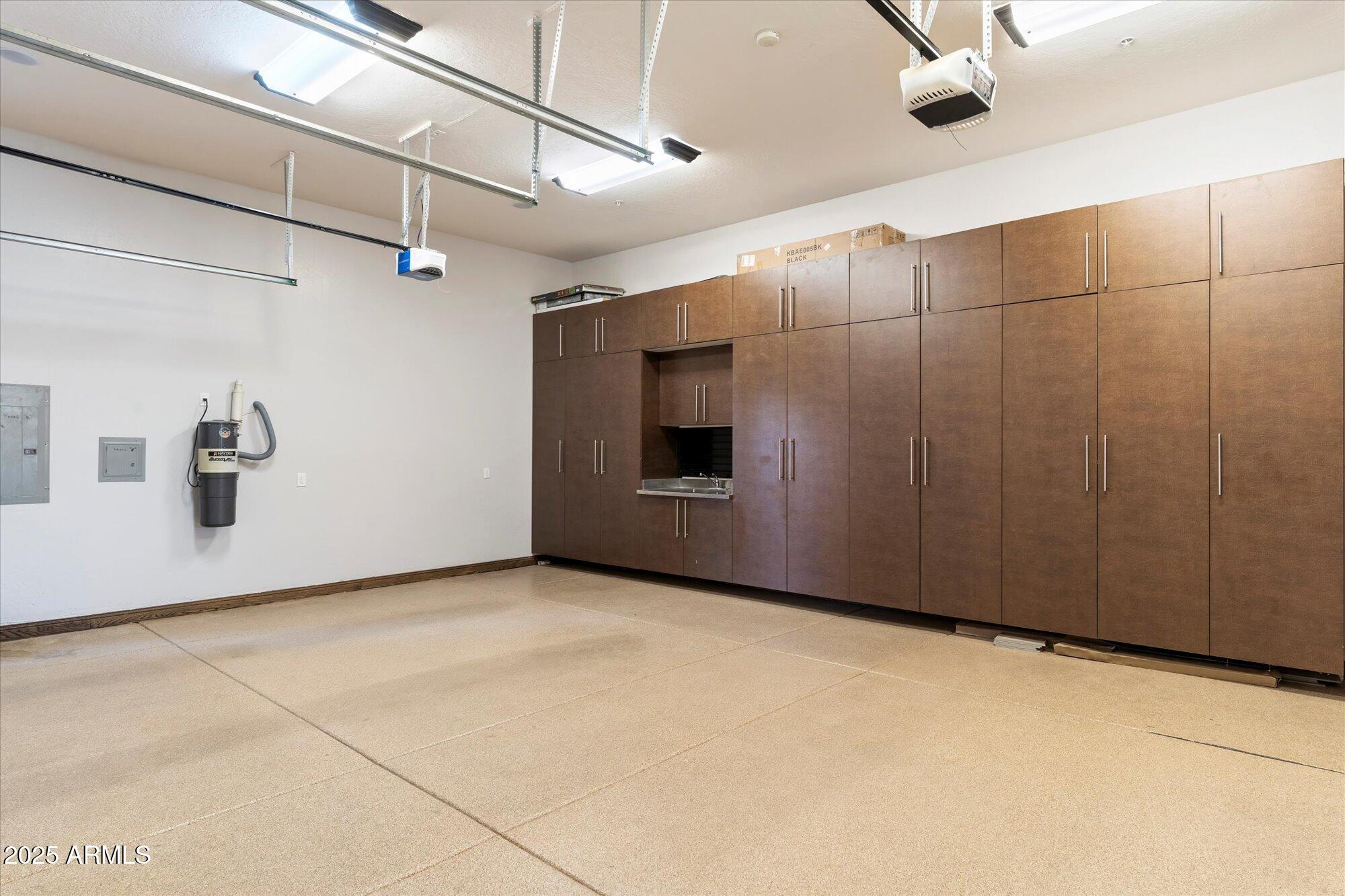 DIXON PLACE - Residential