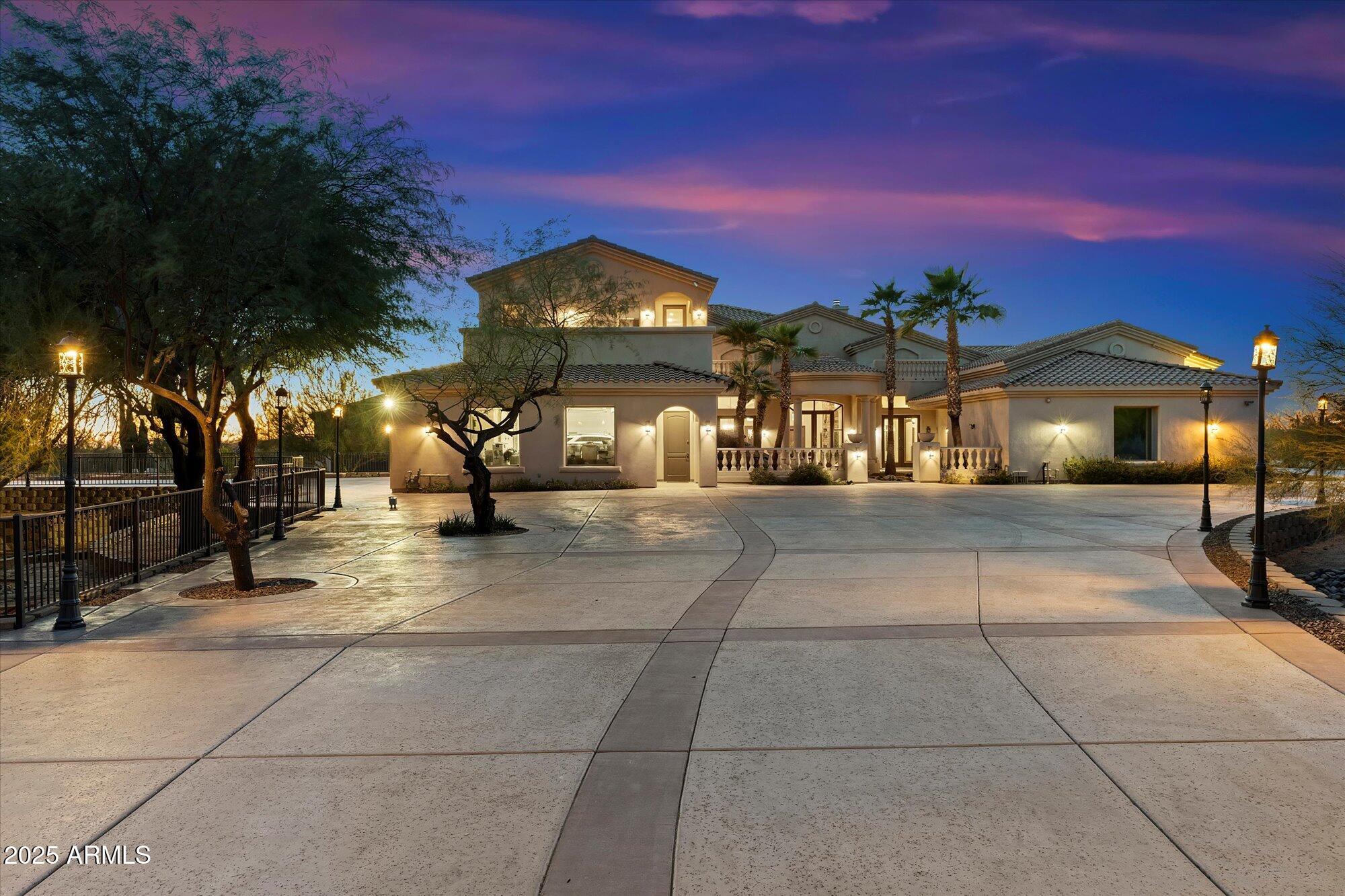 DIXON PLACE - Residential