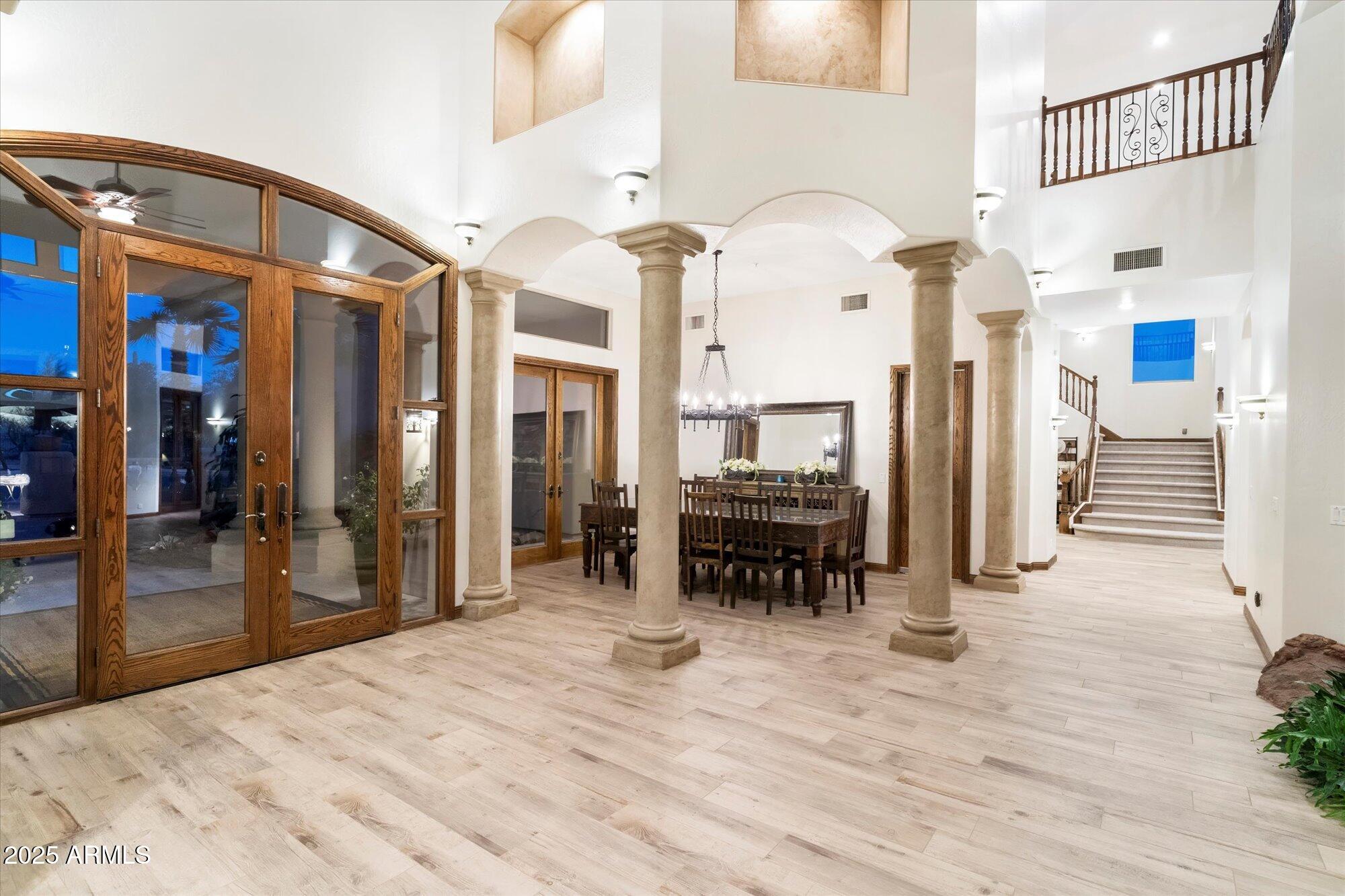 DIXON PLACE - Residential