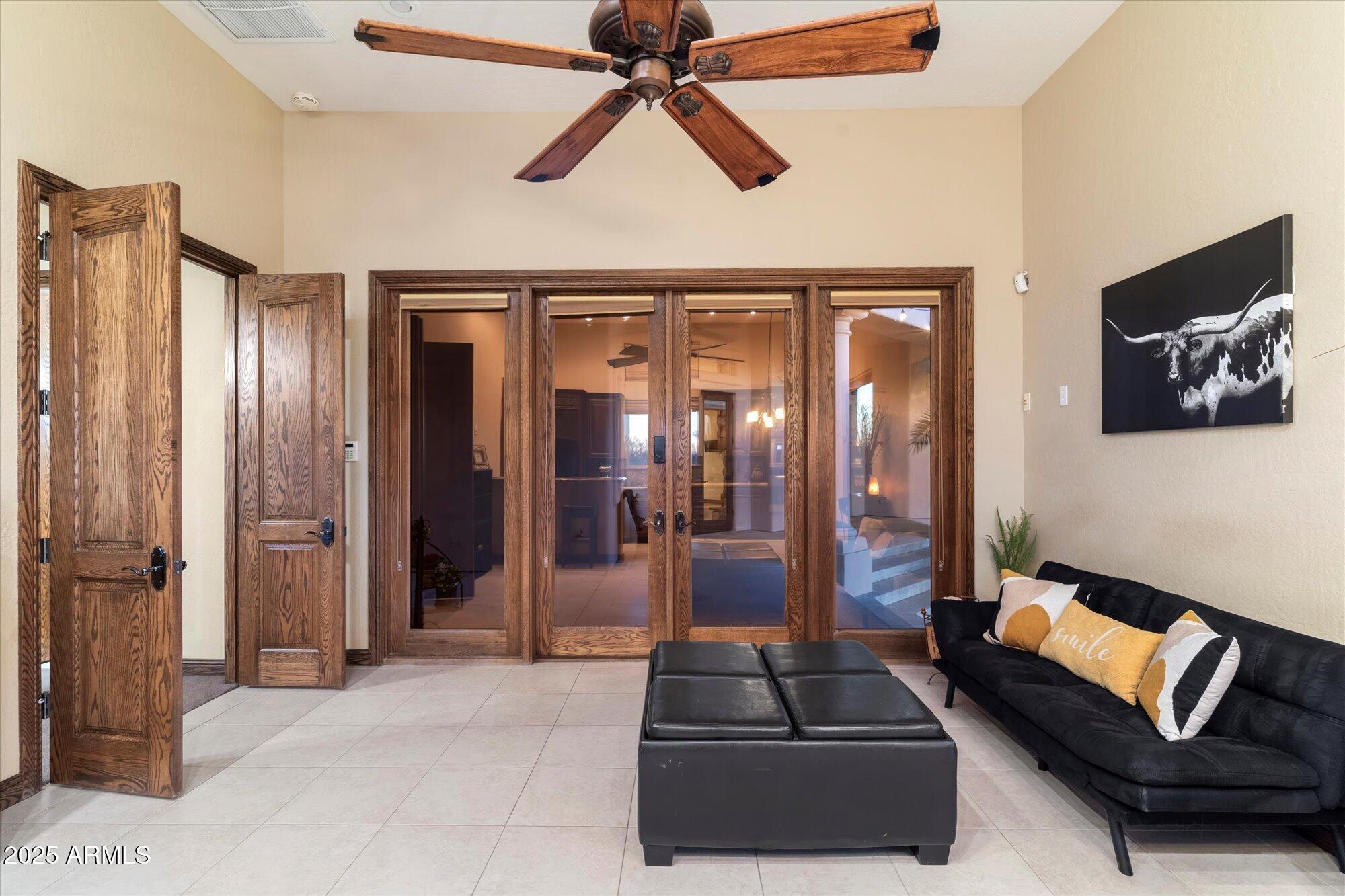 DIXON PLACE - Residential