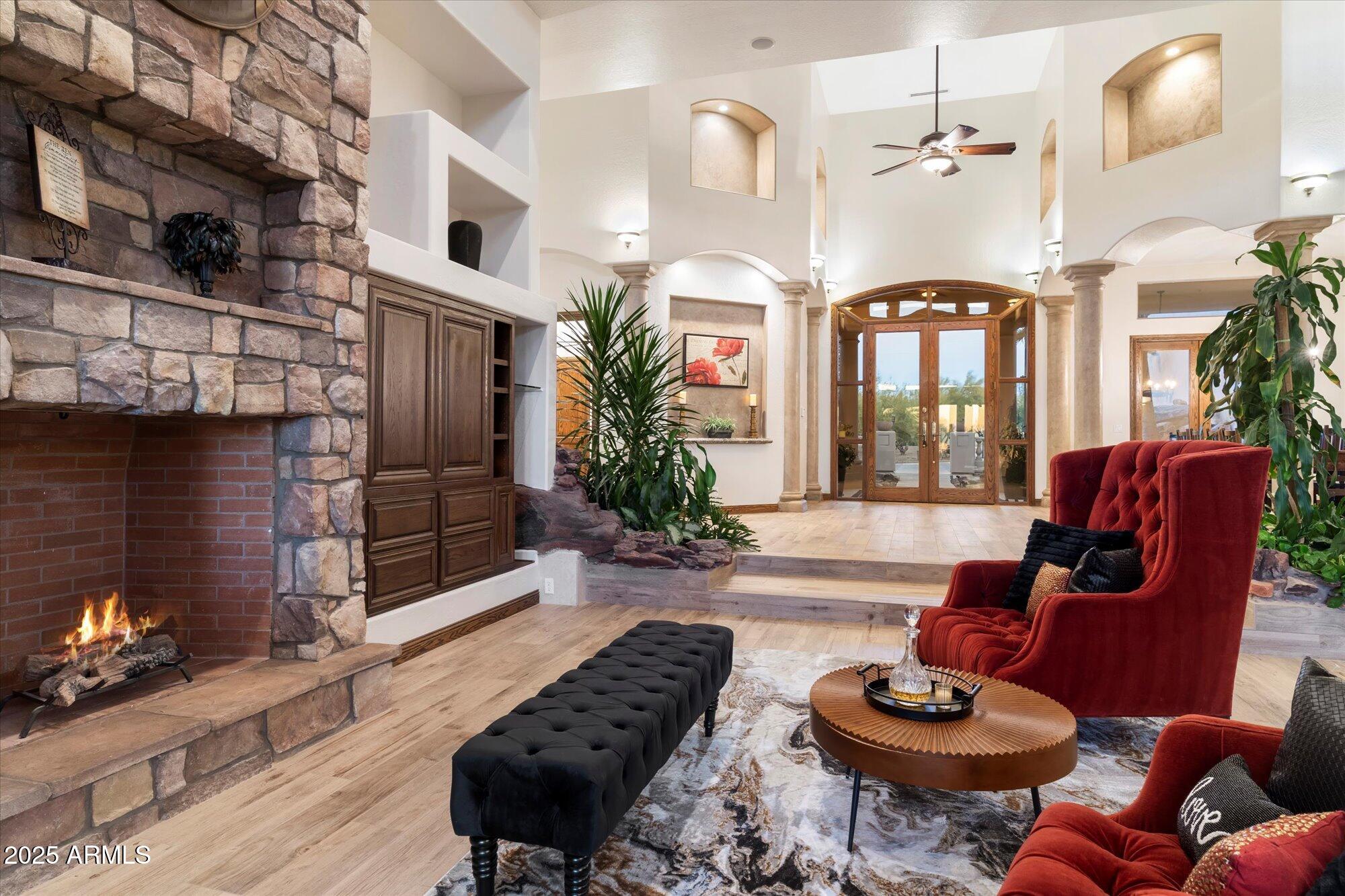 DIXON PLACE - Residential