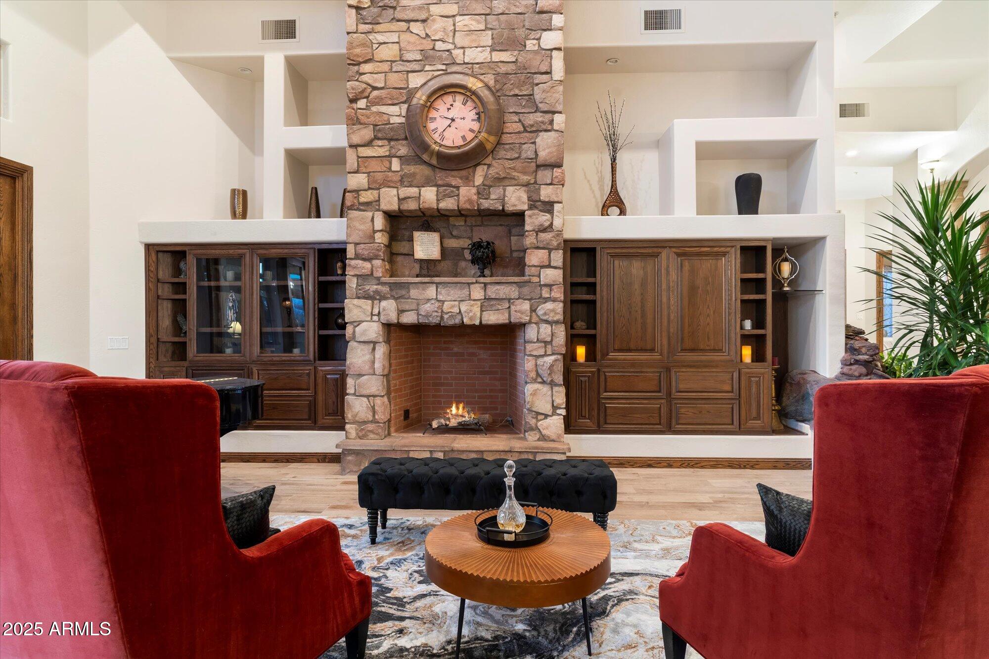 DIXON PLACE - Residential