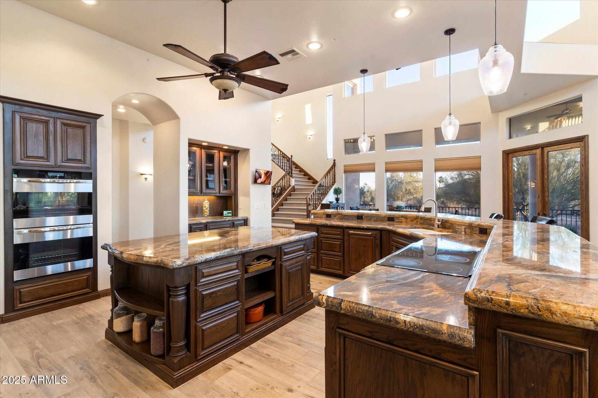 DIXON PLACE - Residential